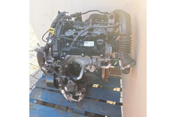 Motor Ford 1.1 Xyjb Fiesta MK8 usado 3