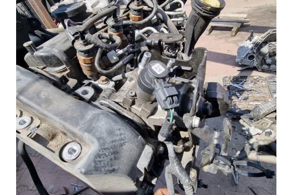 Motor Renault Dacia Nissan 1.5 DCI K9KC612 usado 11