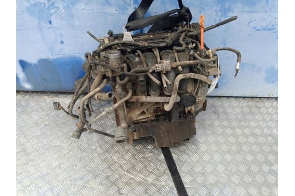 Motor Volkswagen Caddy Iii 1.4 16V Gasolina Bca usado 2