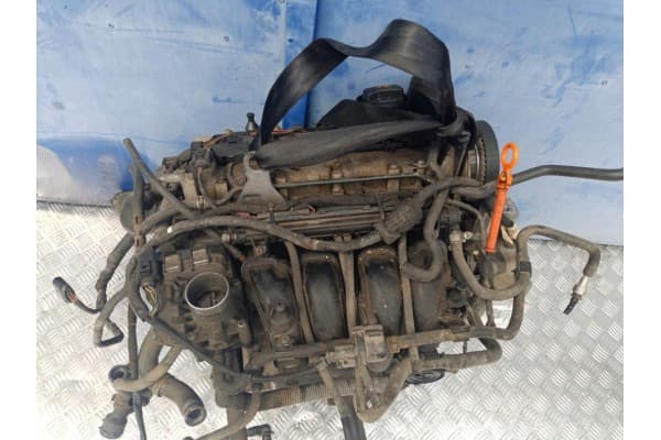 Motor Volkswagen Caddy Iii 1.4 16V Gasolina Bca usado 6