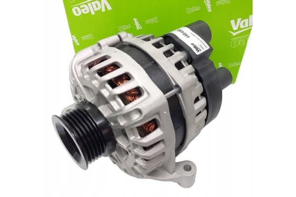 Alternador Valeo 440489 usado
