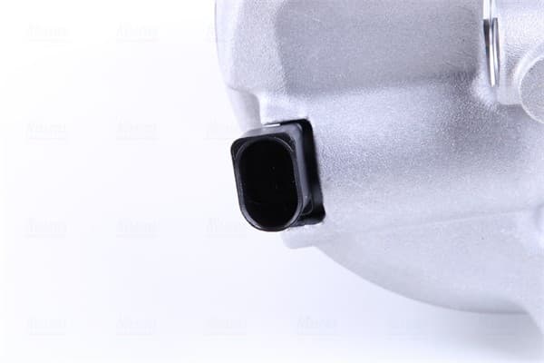 Compresor de aire acondicionado Nissens 890633 usado