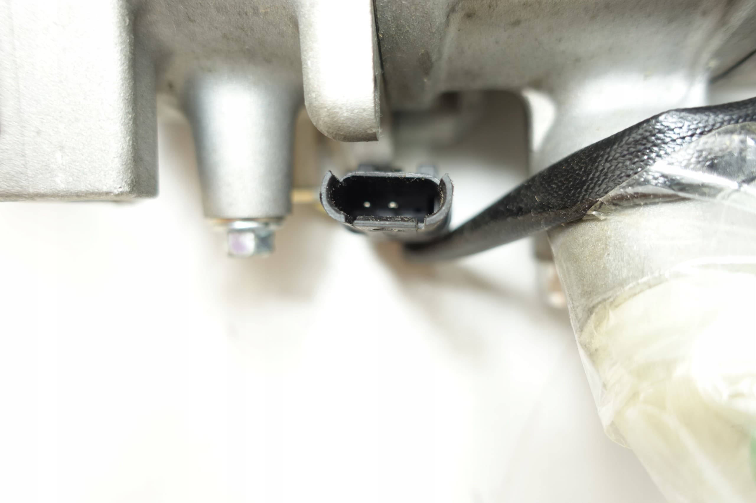 Compresor de aire acondicionado Nissens 89593 para BMW usado 10