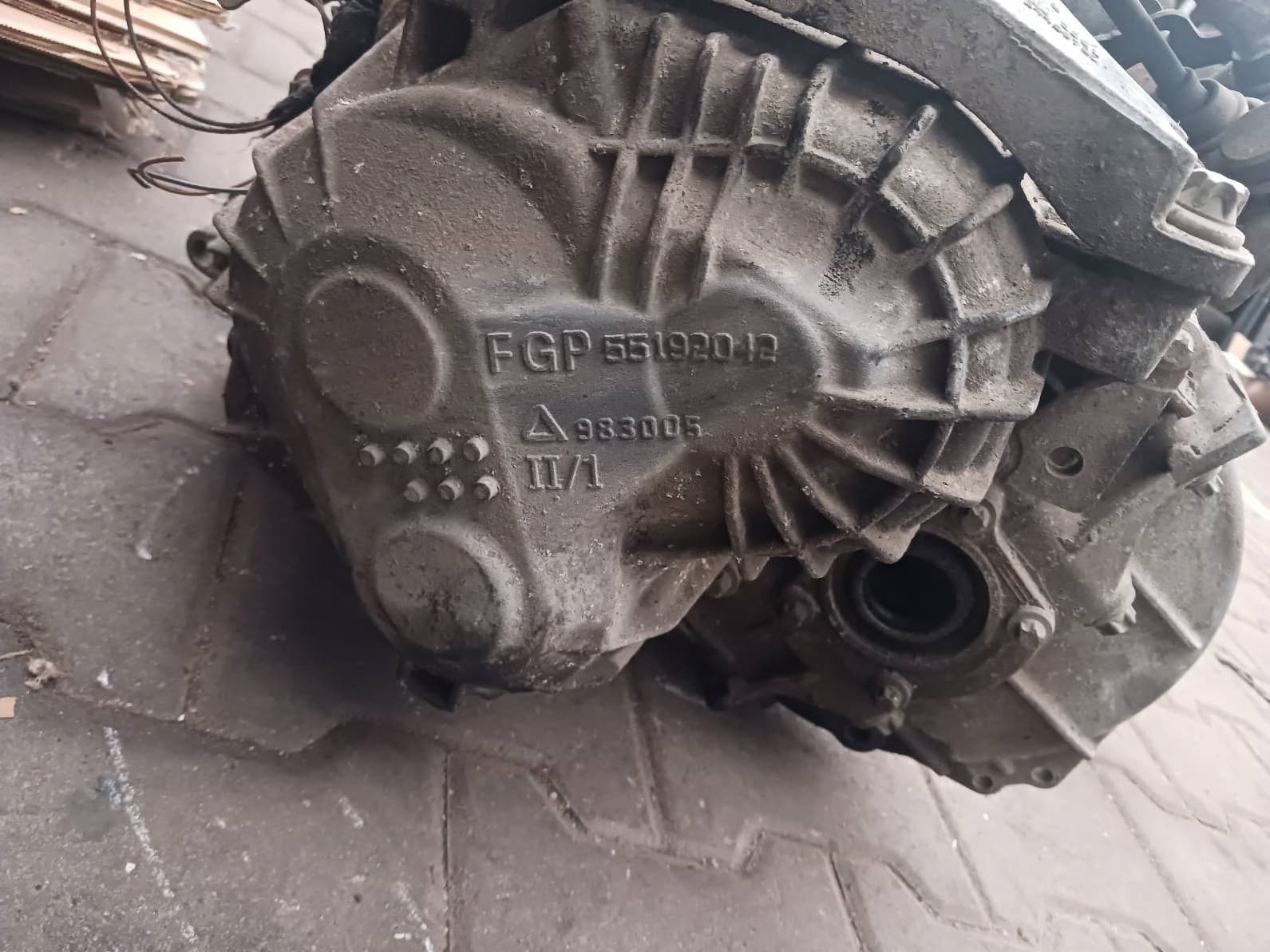 Caja de Cambios Opel Zafira B 1.9 Cdti 55186623 usado 4