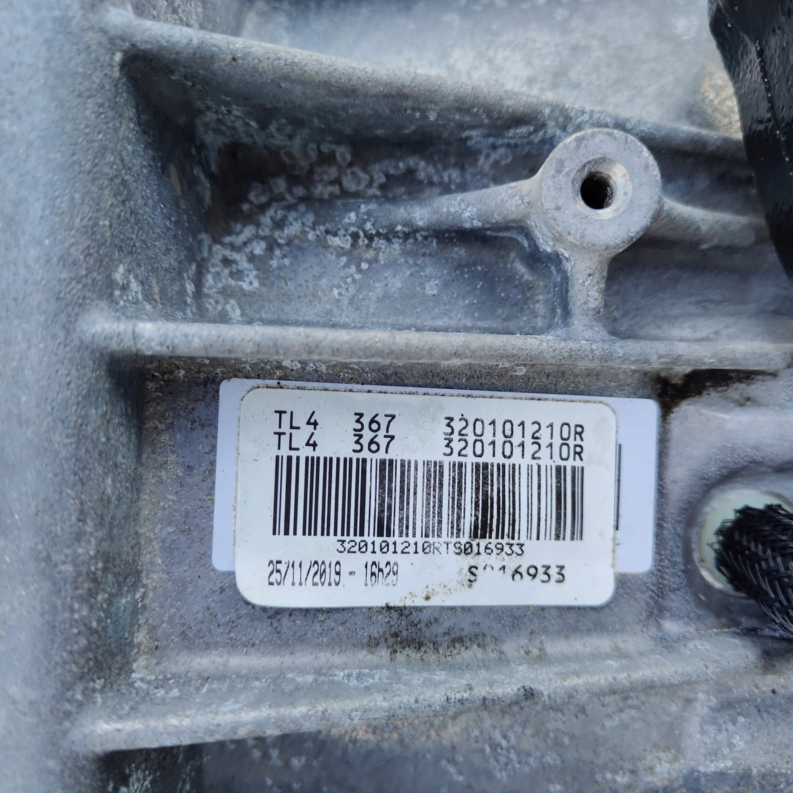 Caja de Cambios Manual Renault Megane IV 1.3 Tce TL4 367 usado 2