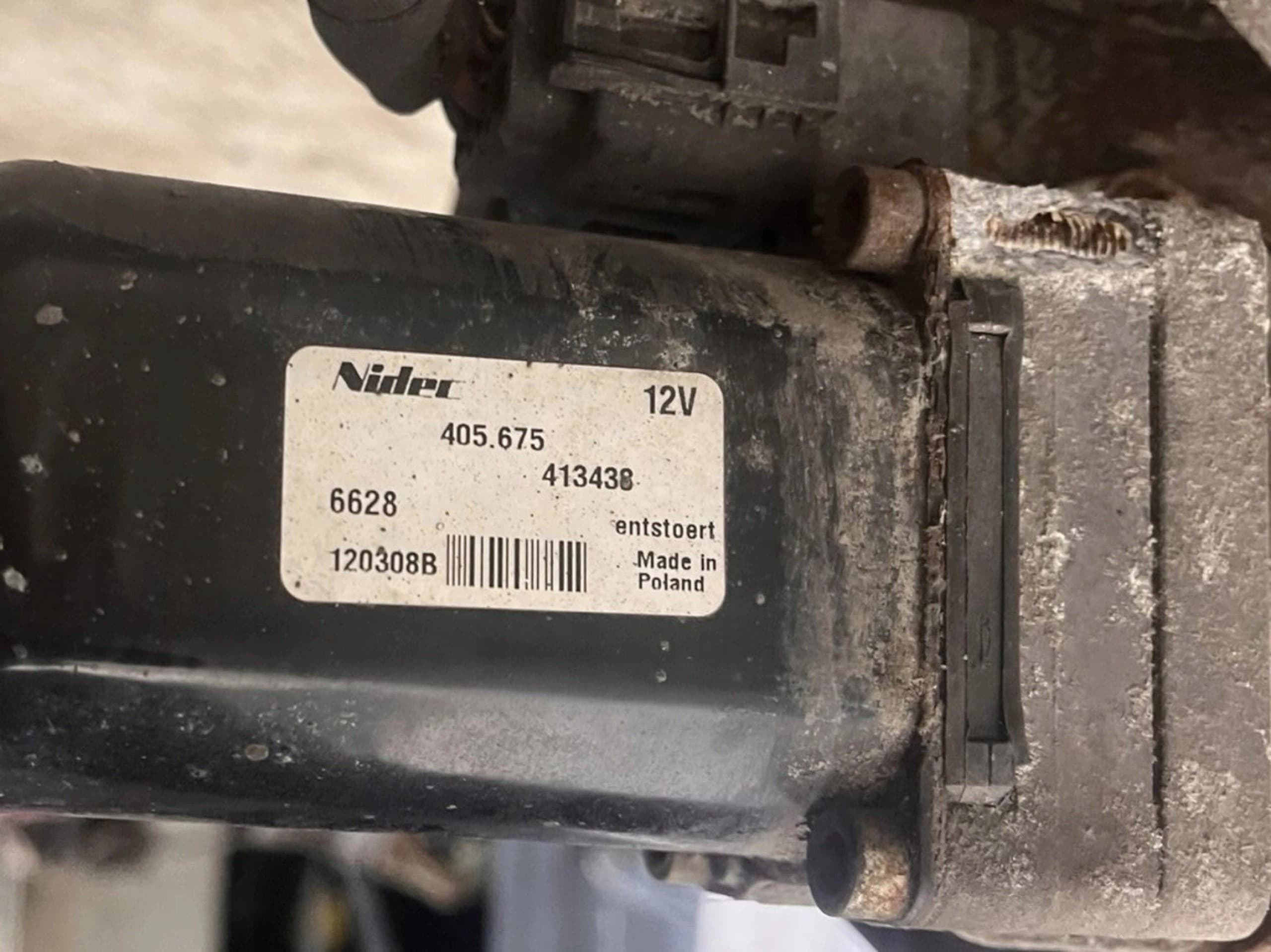 Puente diferencial trasero BMW M5 F10 2284170 original usado 6