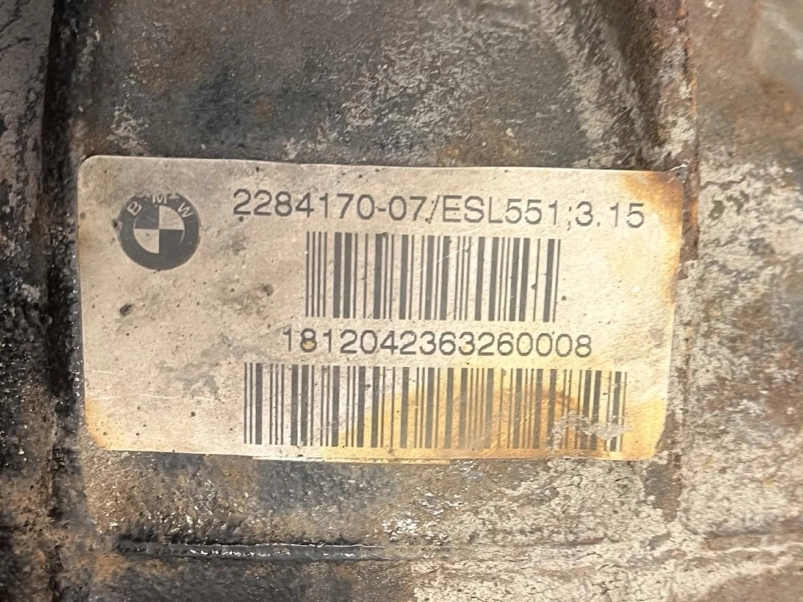 Puente diferencial trasero BMW M5 F10 2284170 original usado 10
