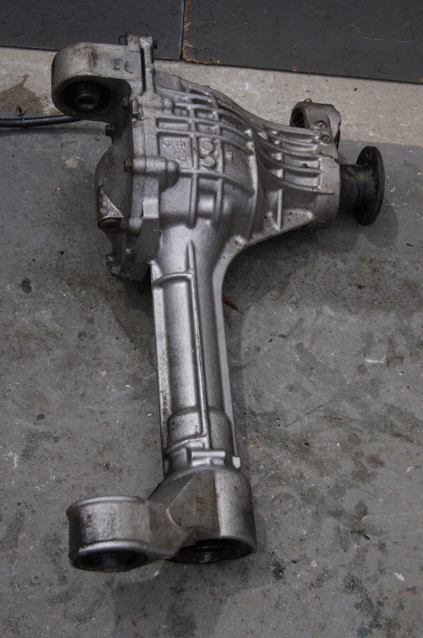 Puente Diferencial Delantero Nissan Navara NP300 D23 2.3 EA05 usado 2