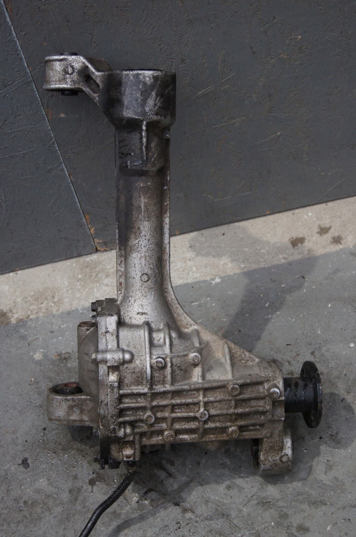 Puente Diferencial Delantero Nissan Navara NP300 D23 2.3 EA05 usado 9