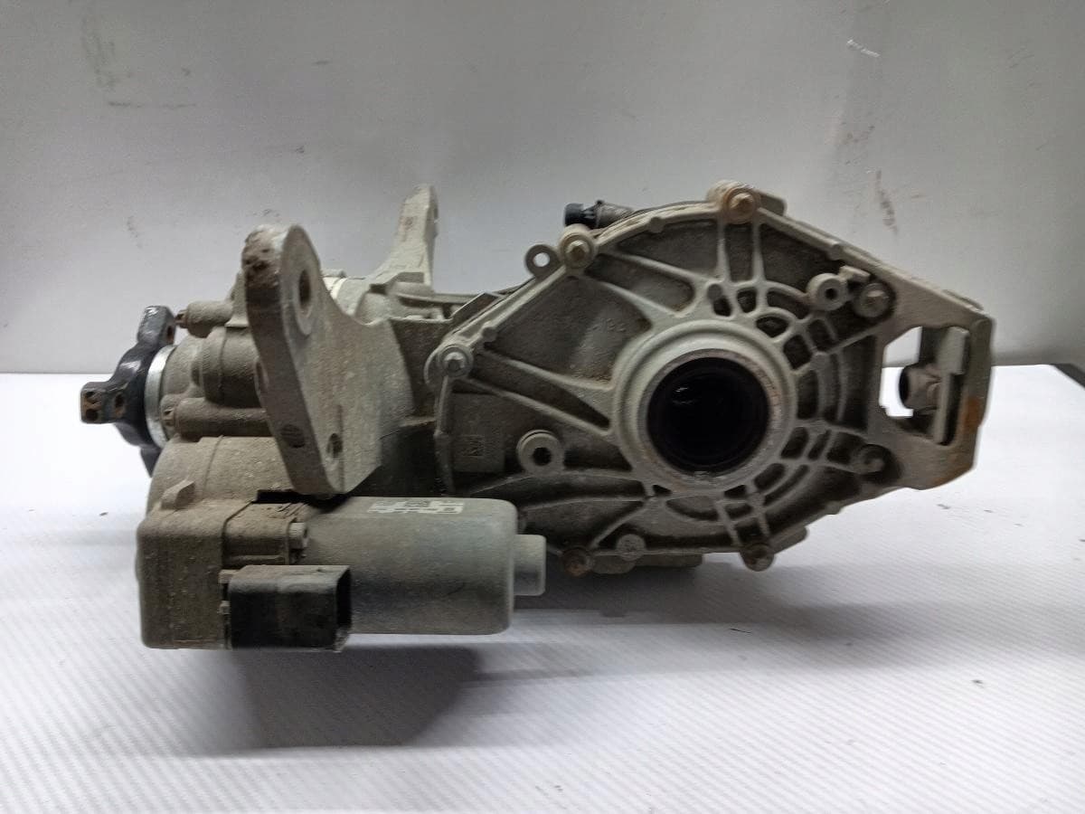 Puente Diferencial Trasero Mercedes A35 W177 A2473502702 usado 6