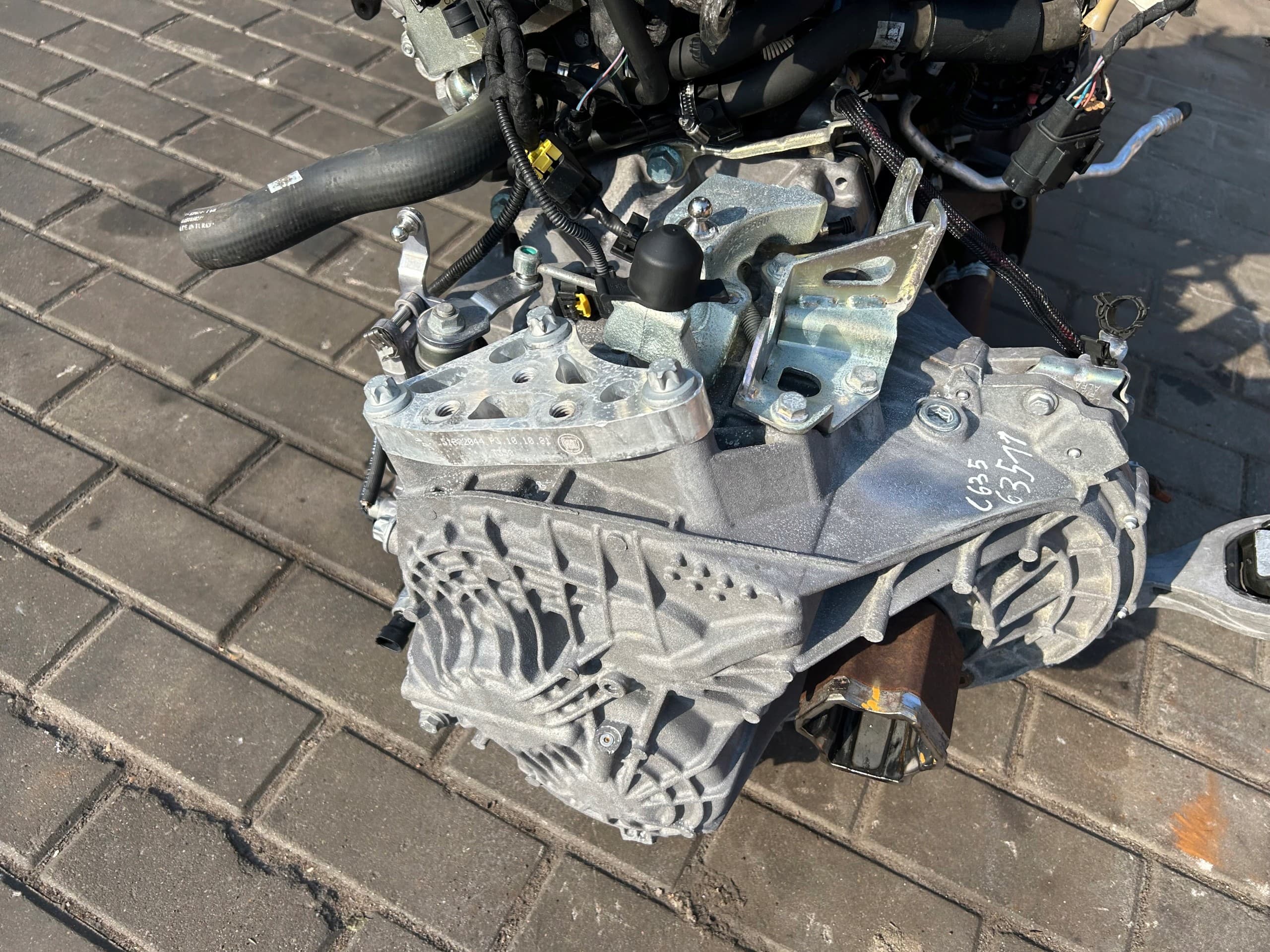 Caja de Cambios Fiat Doblo Bravo II 1.4 T-Jet C63563511 usado 3