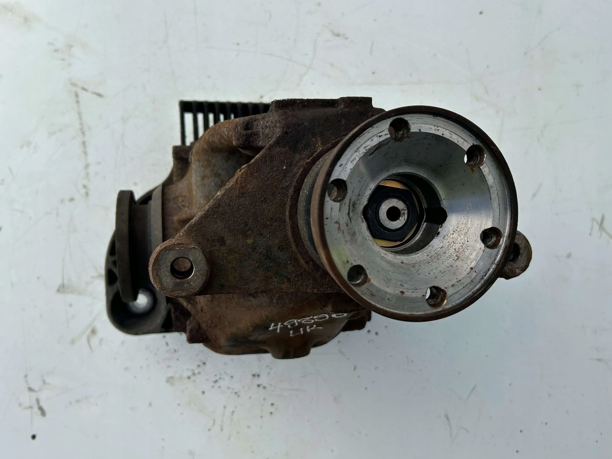 Diferencial Trasero BMW Serie 5 525i Gasolina 7527004 usado 7