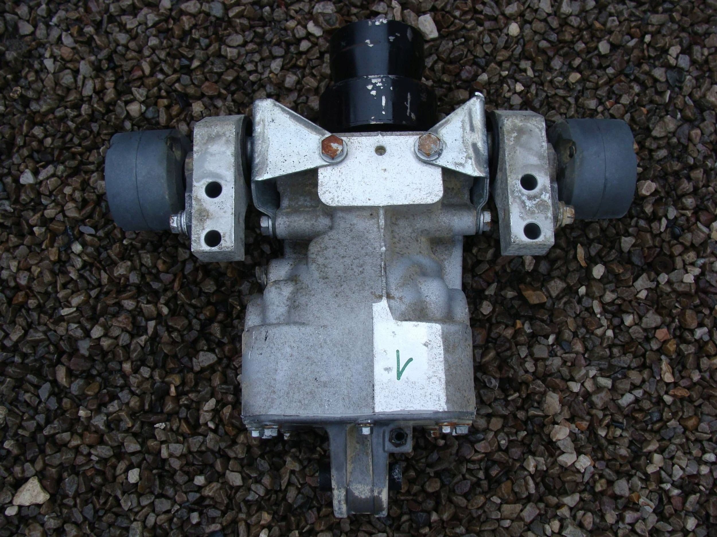 Puente Trasero Fiat Panda II 4x4 C135004003 usado