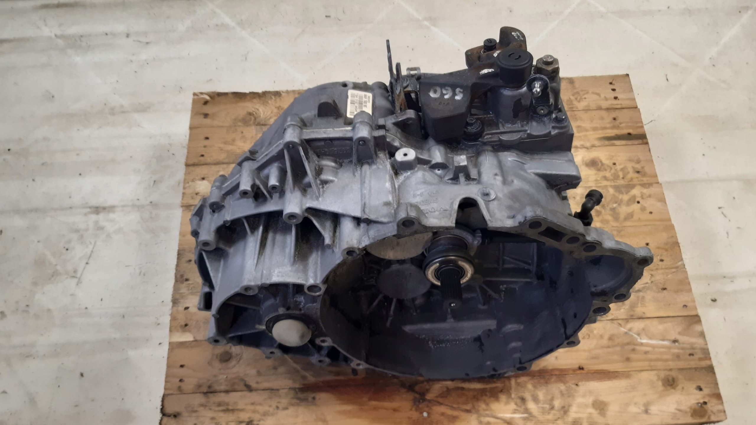 Volvo S60 2.4 Caja de Cambios Manual 9482432 usado 2