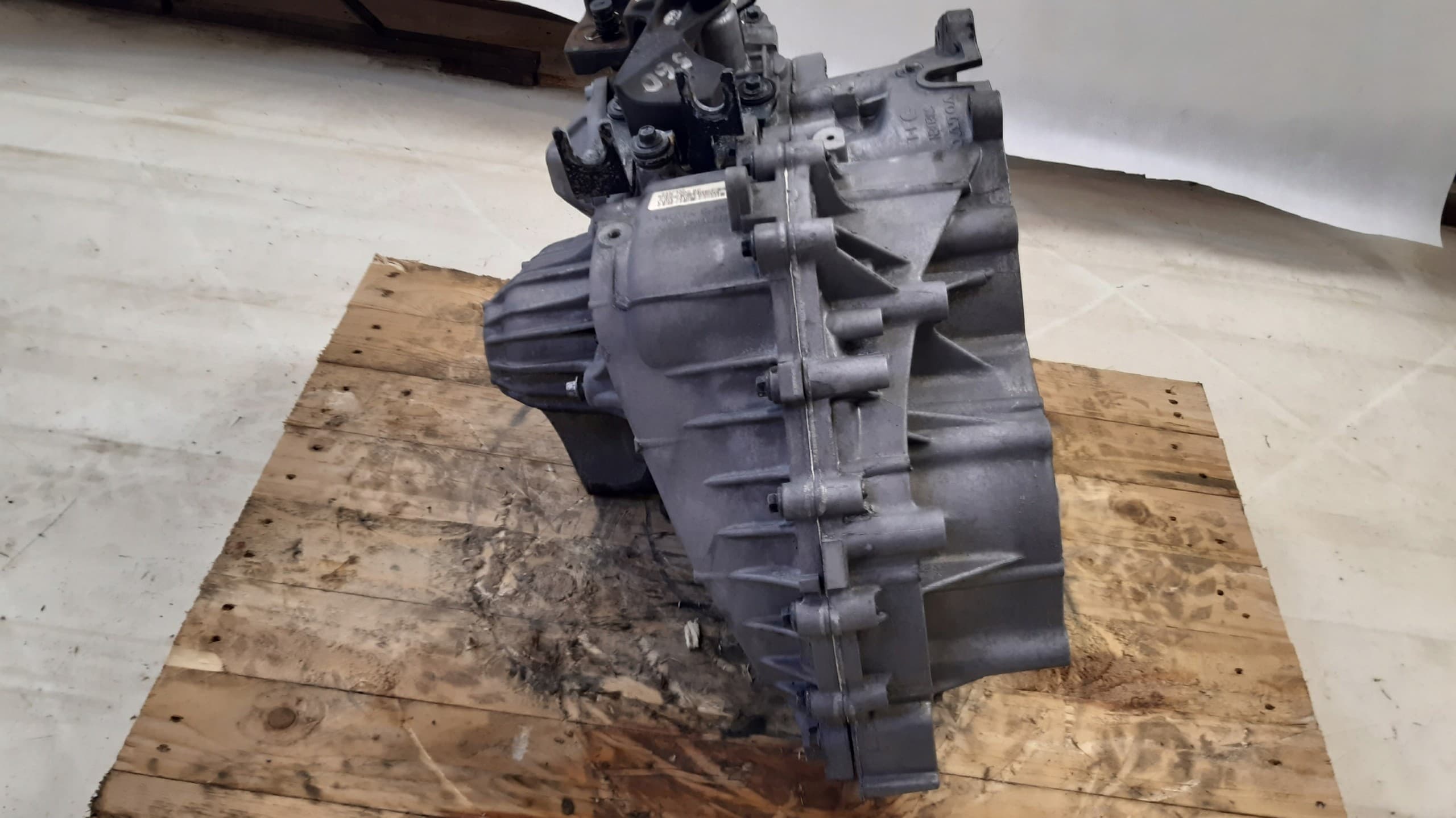 Volvo S60 2.4 Caja de Cambios Manual 9482432 usado 6