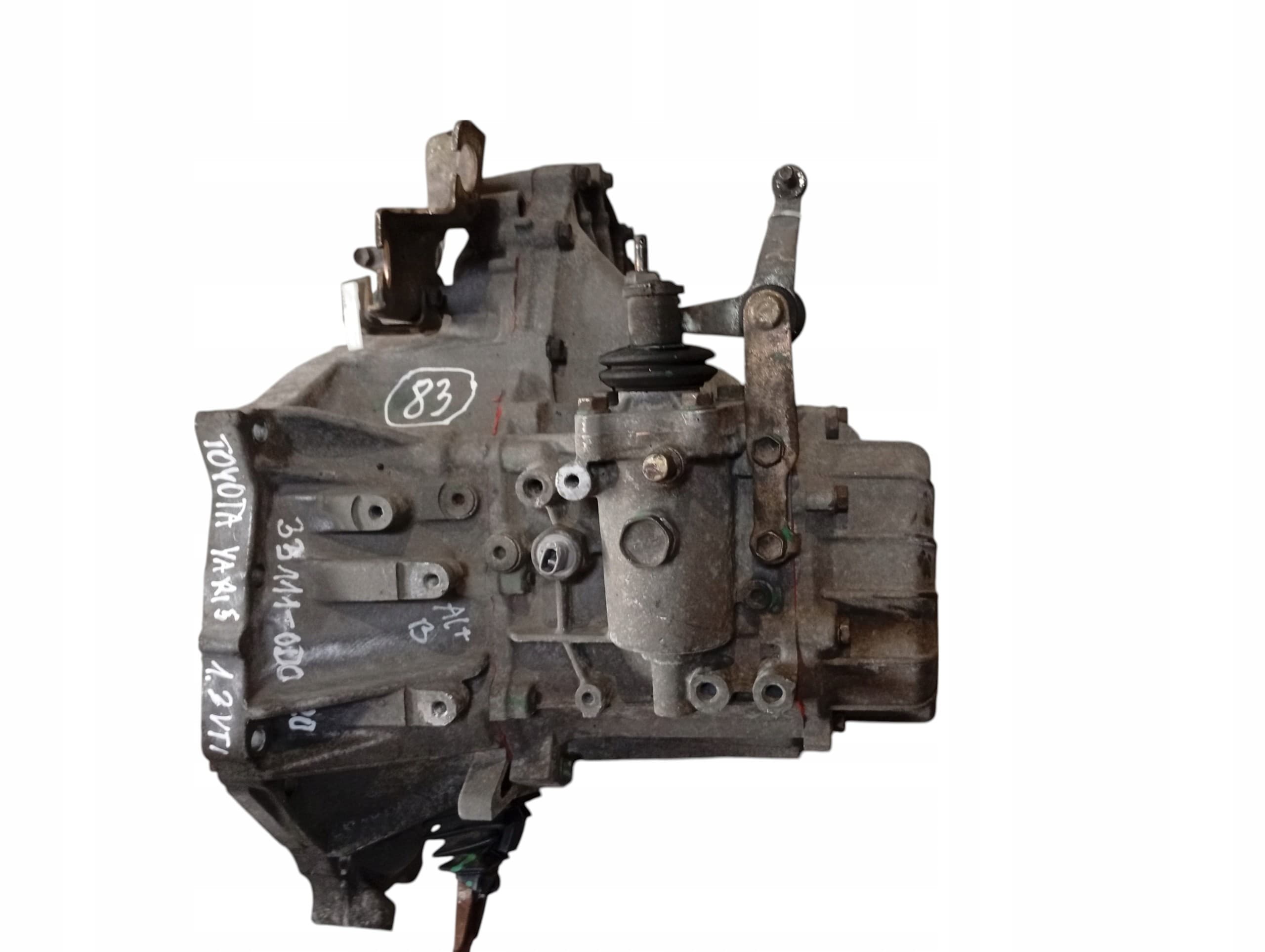 Caja de Cambios Toyota Yaris I 1.3 Vvti 1999-2005 33111-0D020 usado 4