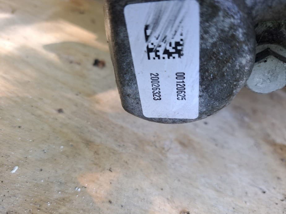 Diferencial trasero suspensión Skoda Octavia 2L TDI usado 3
