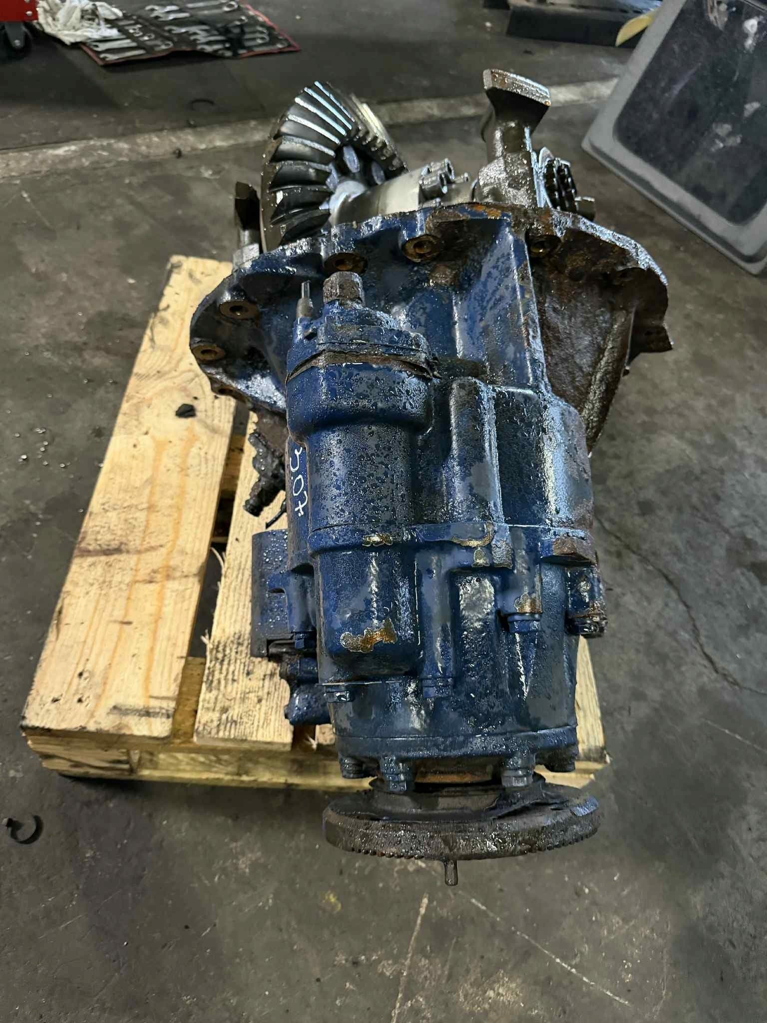 Inserto de puente diferencial Scania RB662 3.07 OE2130284 usado