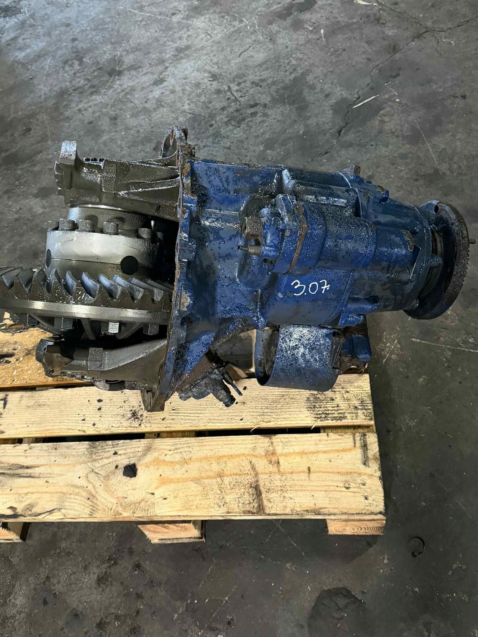 Inserto de puente diferencial Scania RB662 3.07 OE2130284 usado 2
