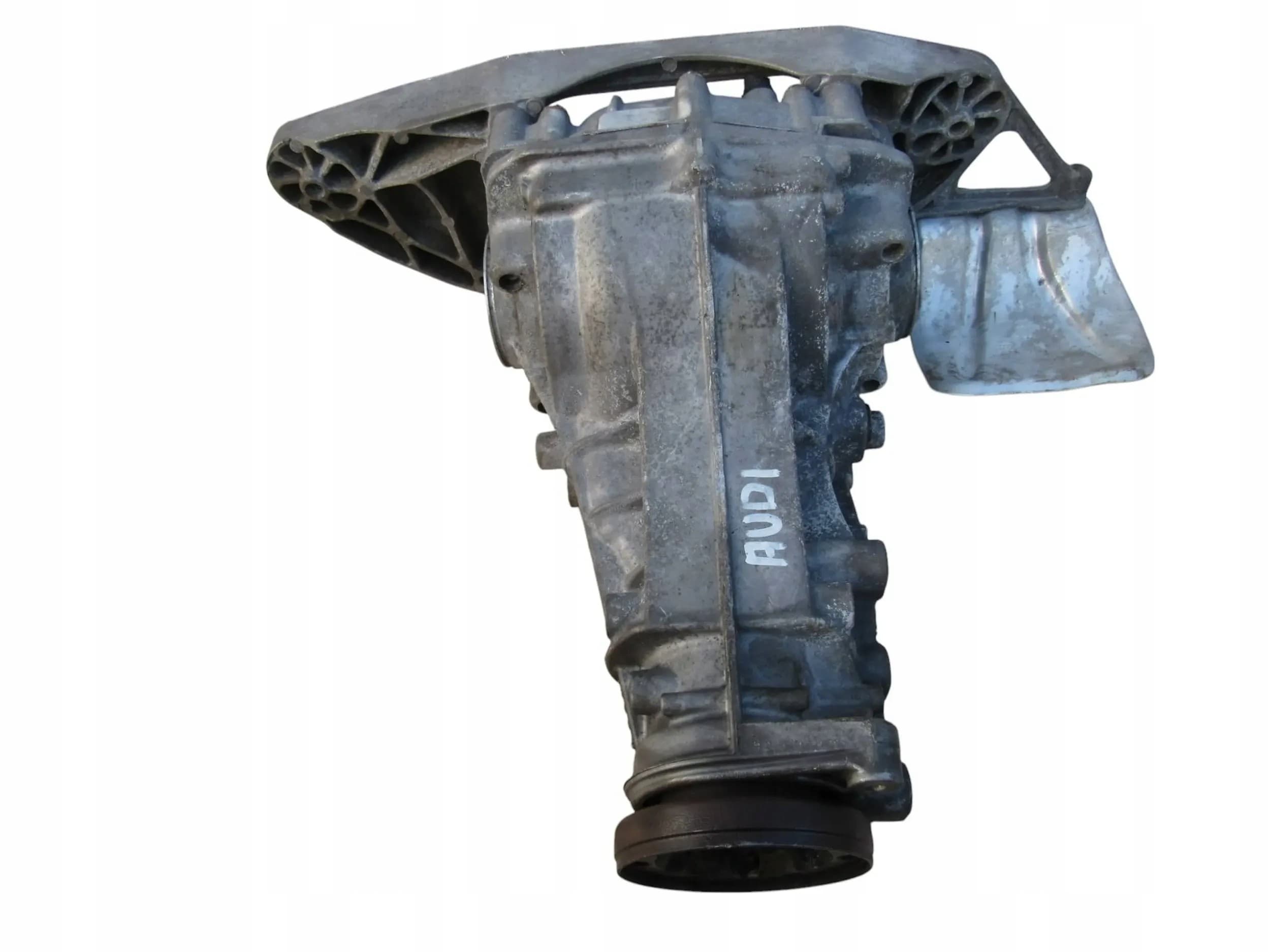 Difusor trasero puente diferencial Audi A6 S6 C7 4G 3.0 usado
