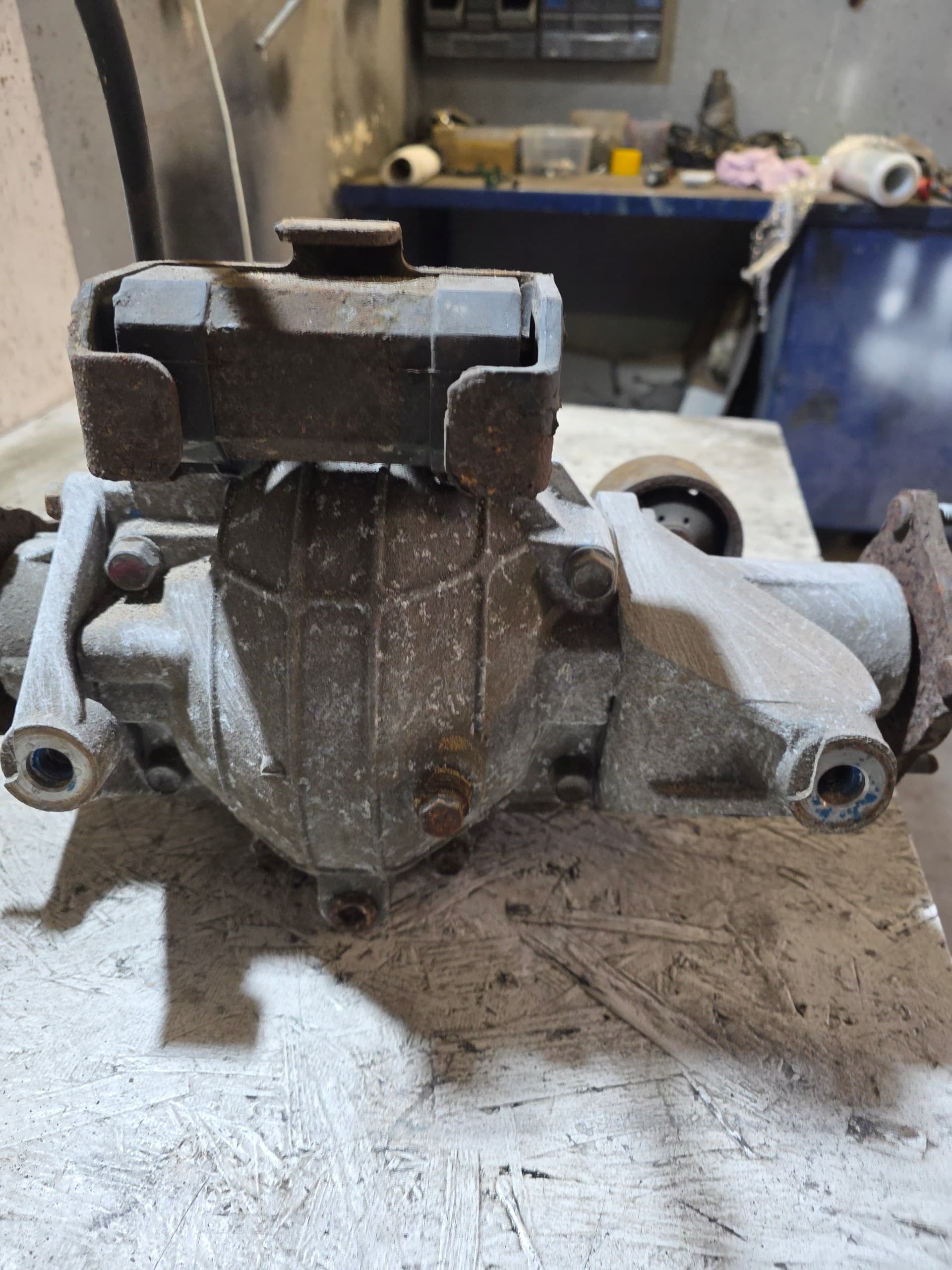 Diferencial Trasero Suzuki Grand Vitara 1.6B 2005-2008 usado 6