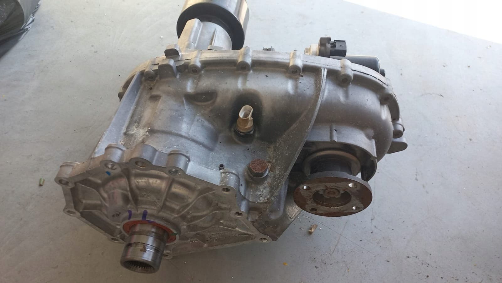 Reductor para Mercedes X-Class W470 2.3 CDI usado 2