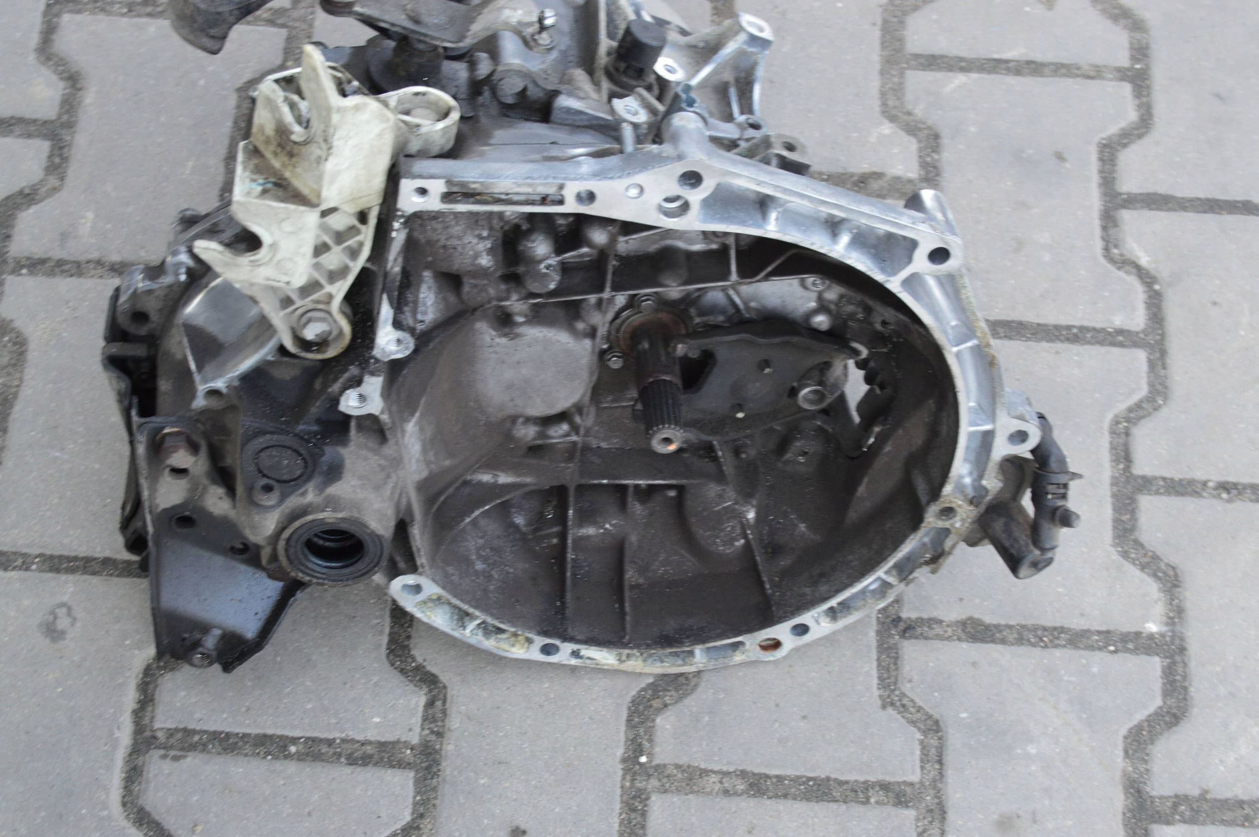 Caja de Cambios 20CQ86 Peugeot 207 1.4 16V usado 4