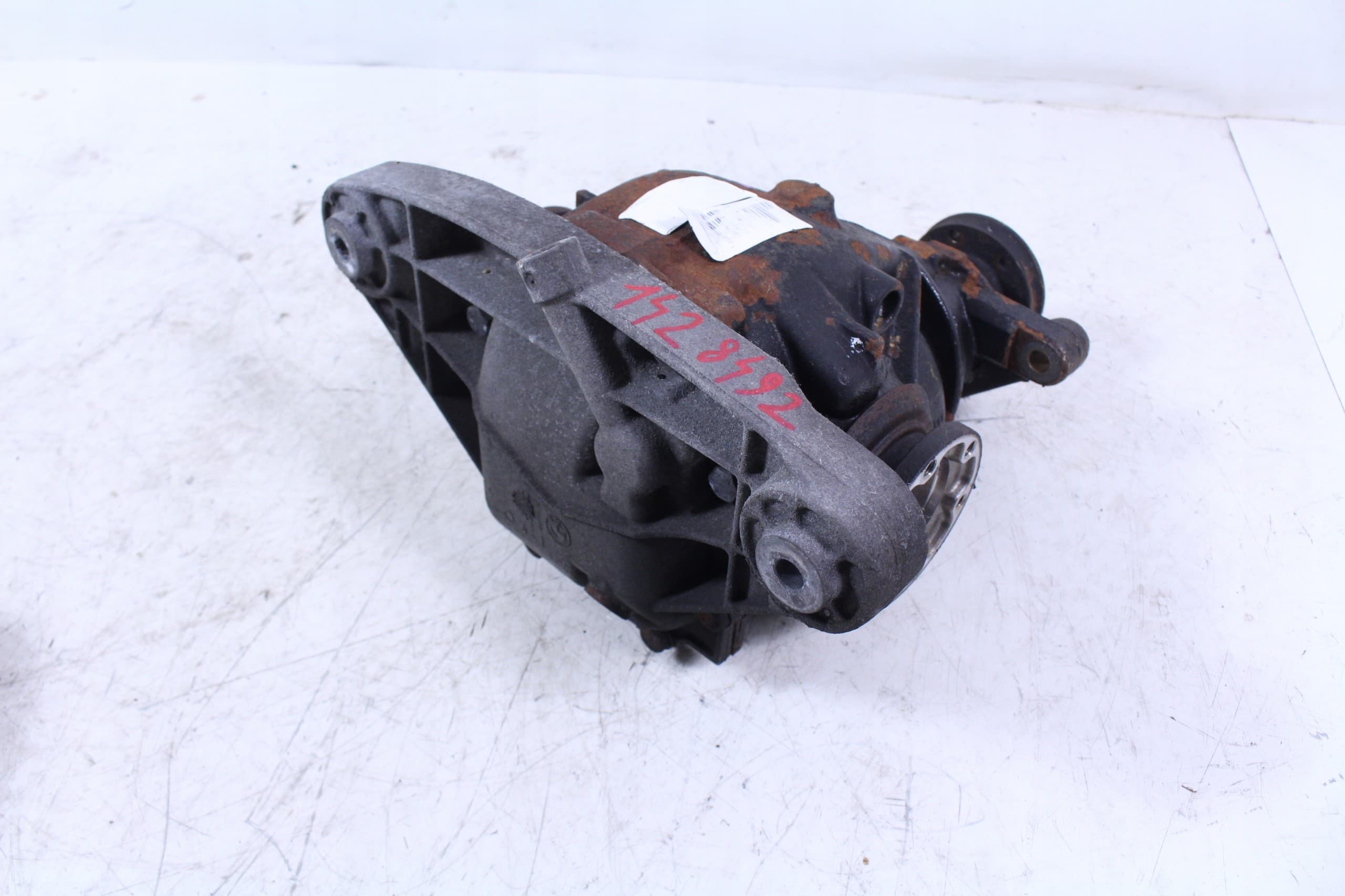 Puente Diferencial Trasero BMW Serie 5 E39 3.5i usado 4