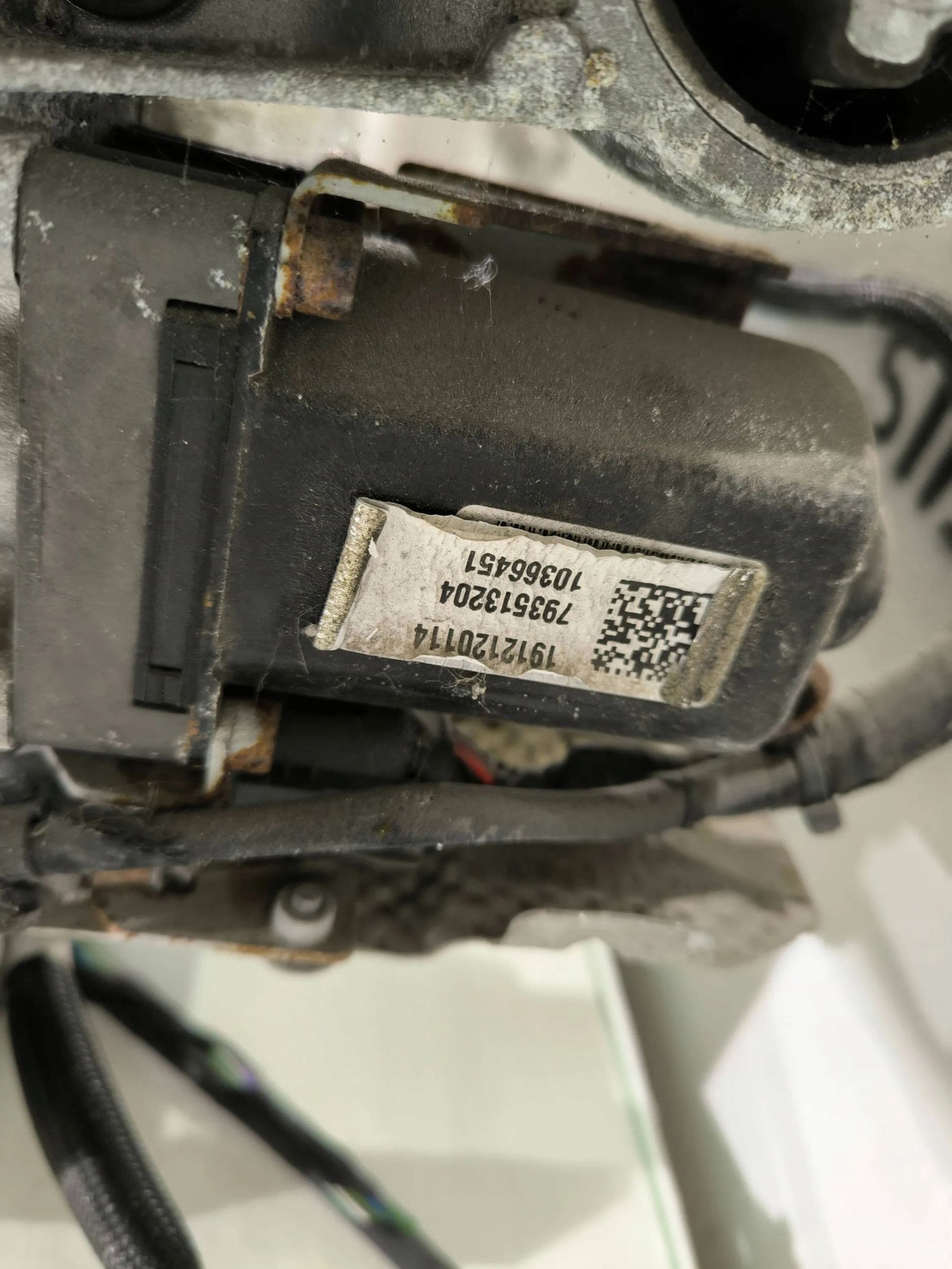 Diferencial trasero BMW M8 F91 F92 G14 G15 2020 868698307 usado 7