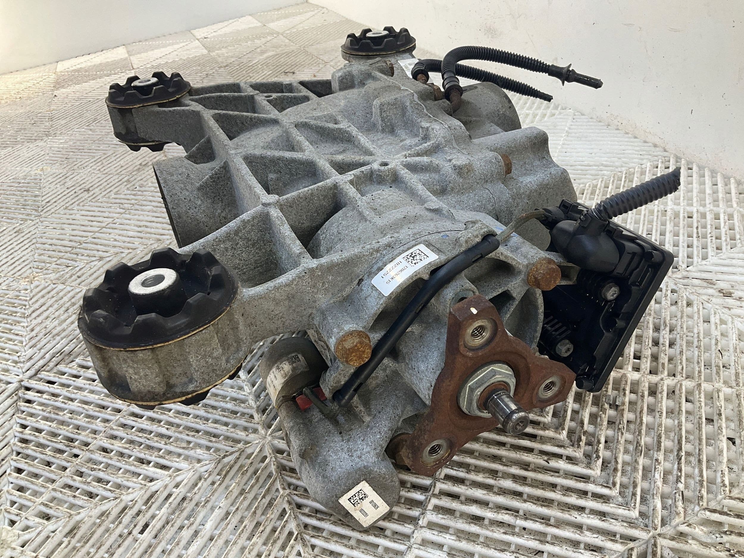 Diferencial trasero Volkswagen Tiguan 2013 Pga usado 2