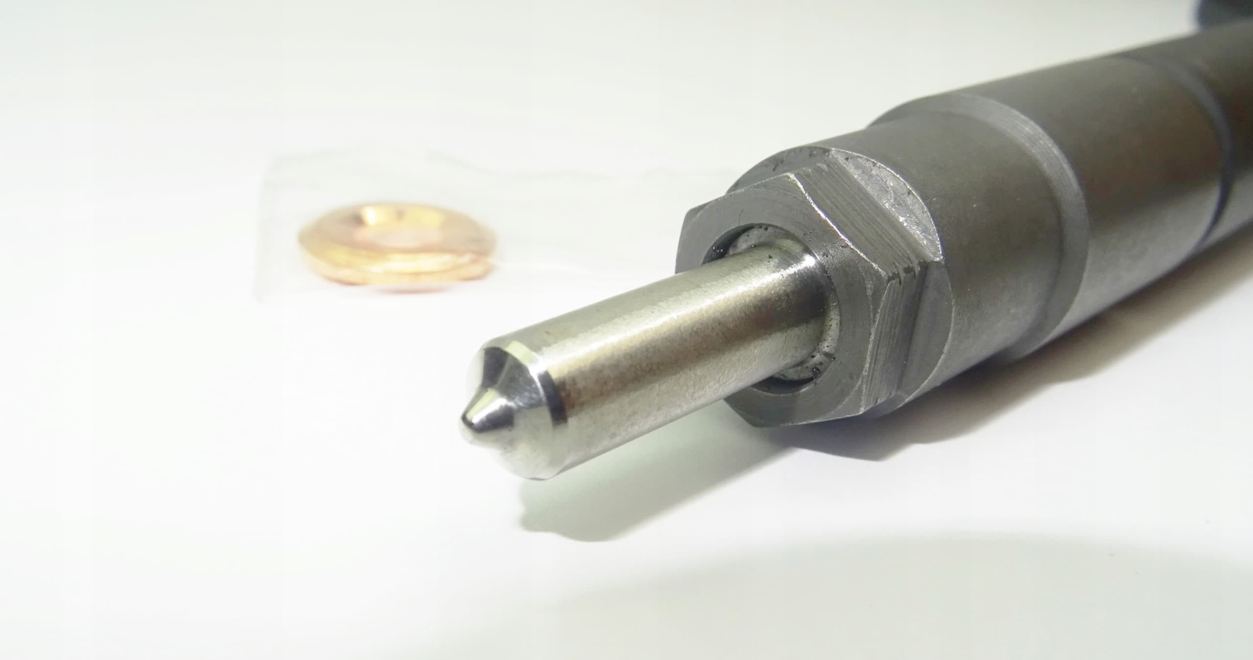 Inyector Denso DCRI107670 nuevo 9