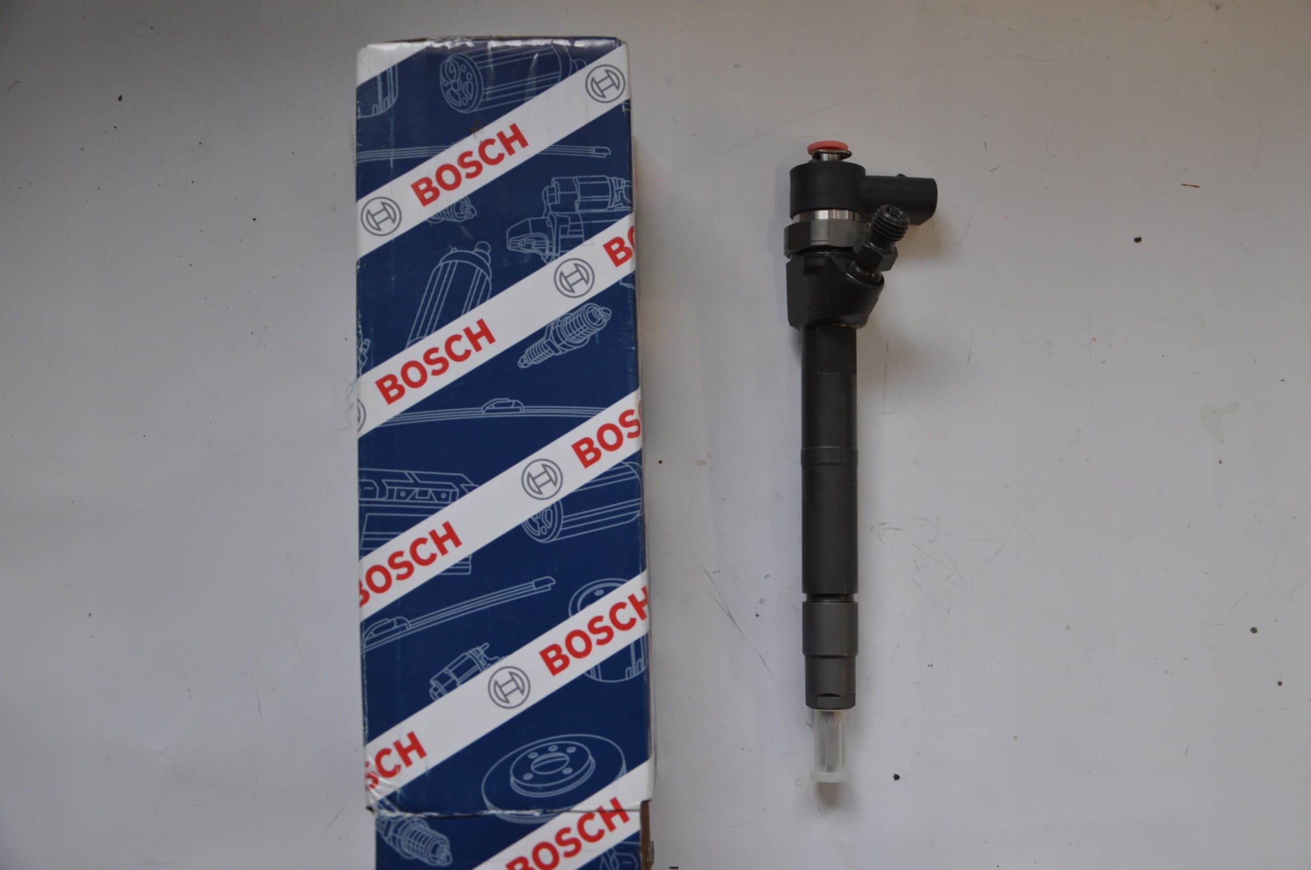 Inyector Bosch 0 445 110 191 nuevo