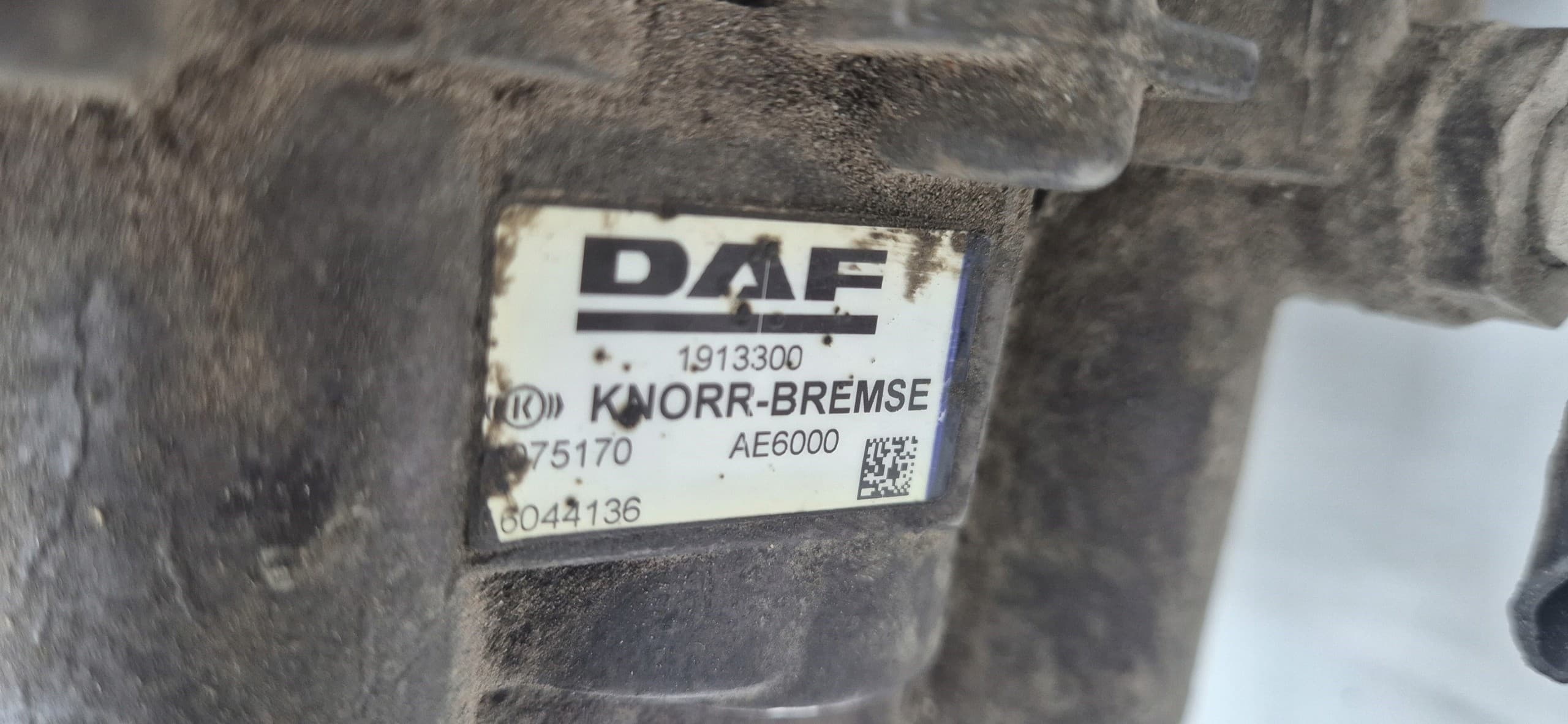 Deshumidificador Aps Daf XF CF 106 1913300 usado 4