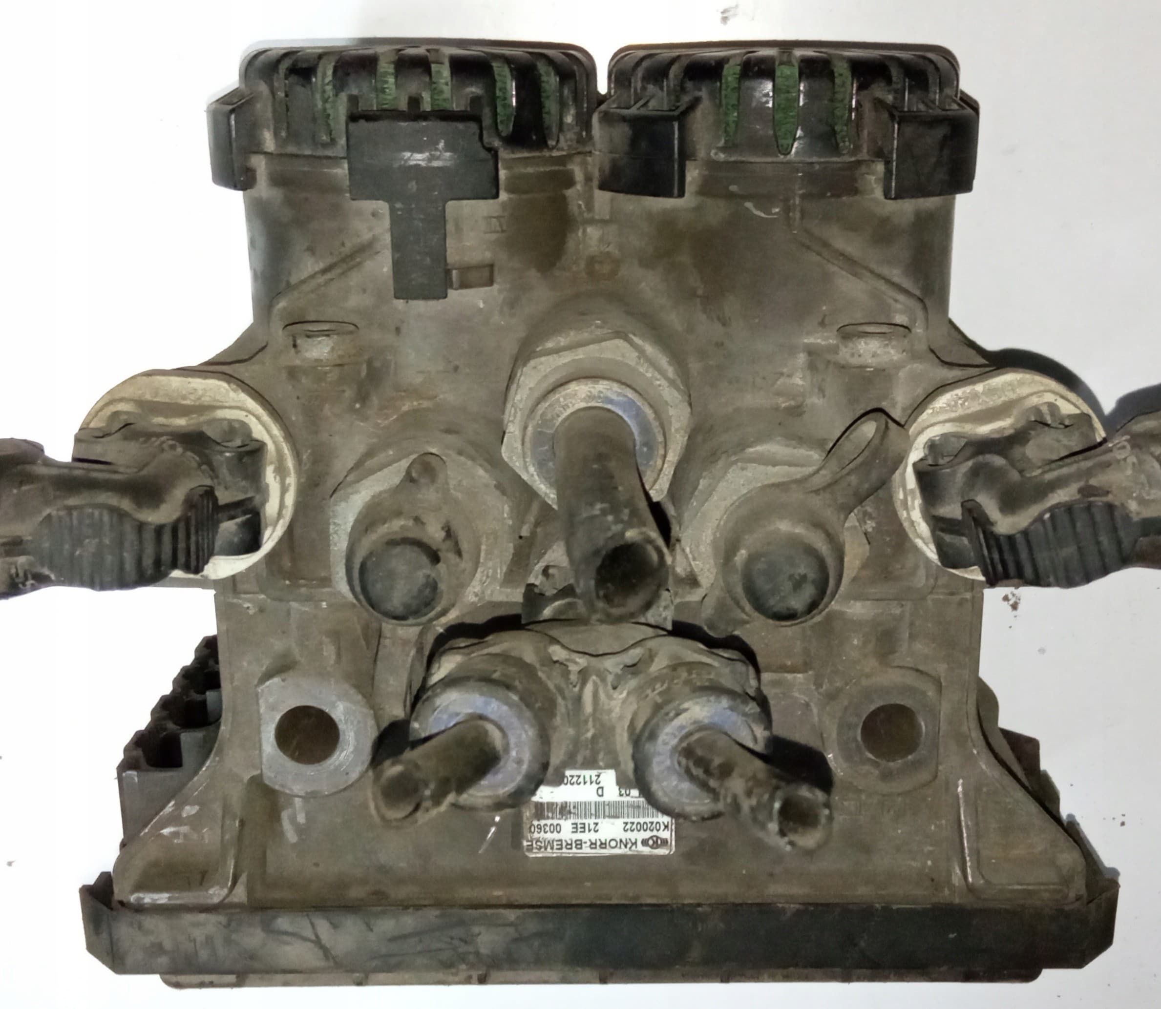 Válvula de Relevo OE Volvo Renault Ebs II K020022 usado