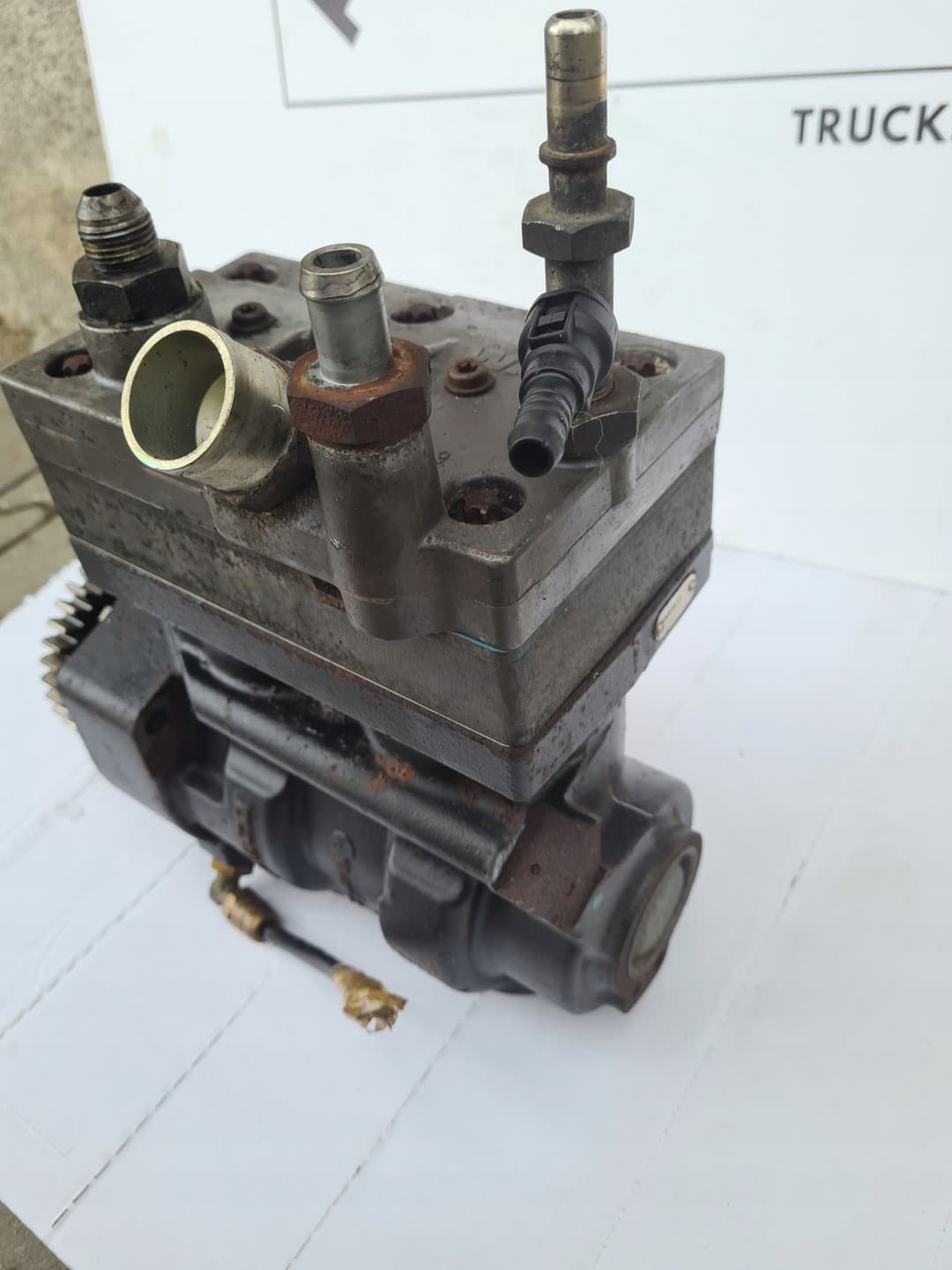 Compresor de aire Wabco para camiones Ford F-Max 500 usado 5