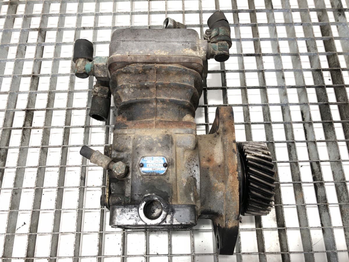 Compresor Volvo FL6 1985-2000 FL612 LK3813 5003219 usado