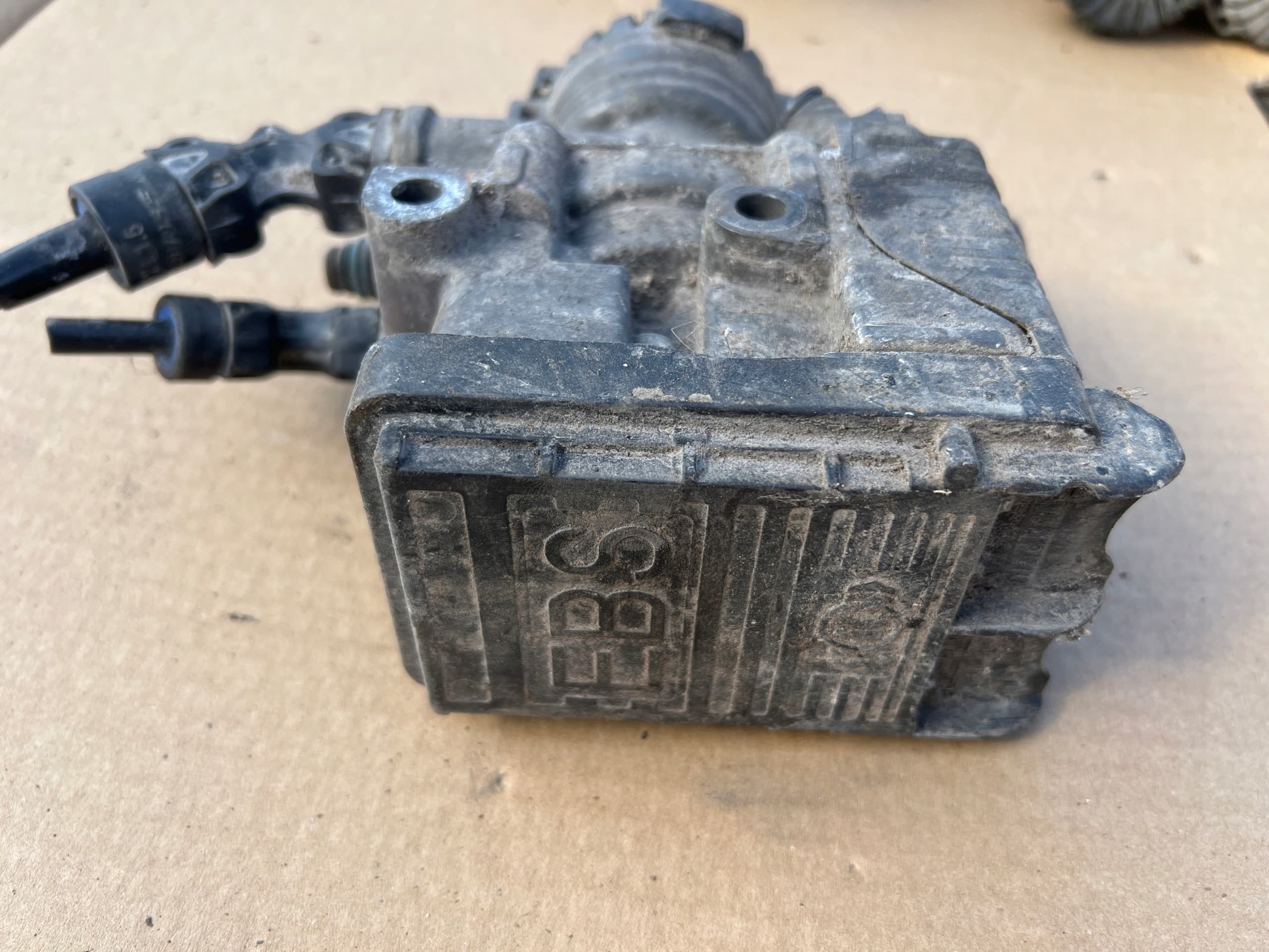 Válvula Ebs para Volvo FH4 Delantera usado 2