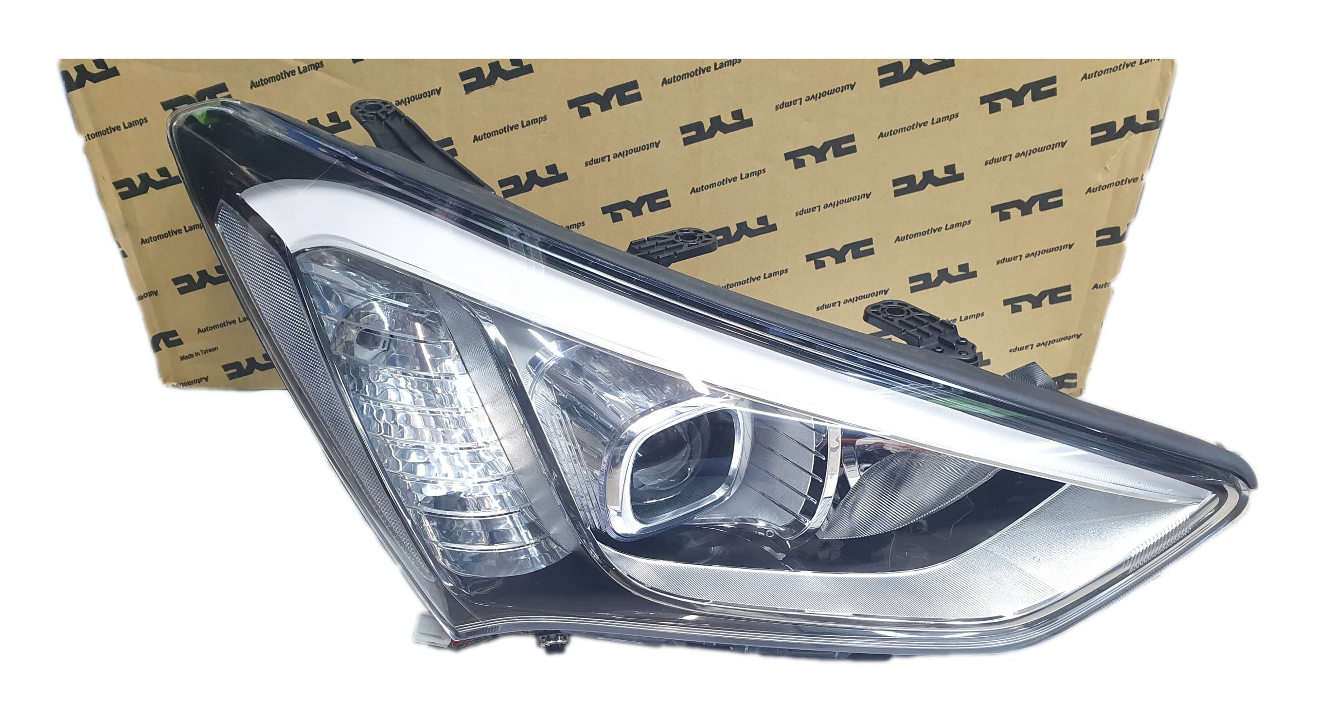 Tyc 20-14921-16-2 Headlight nuevo