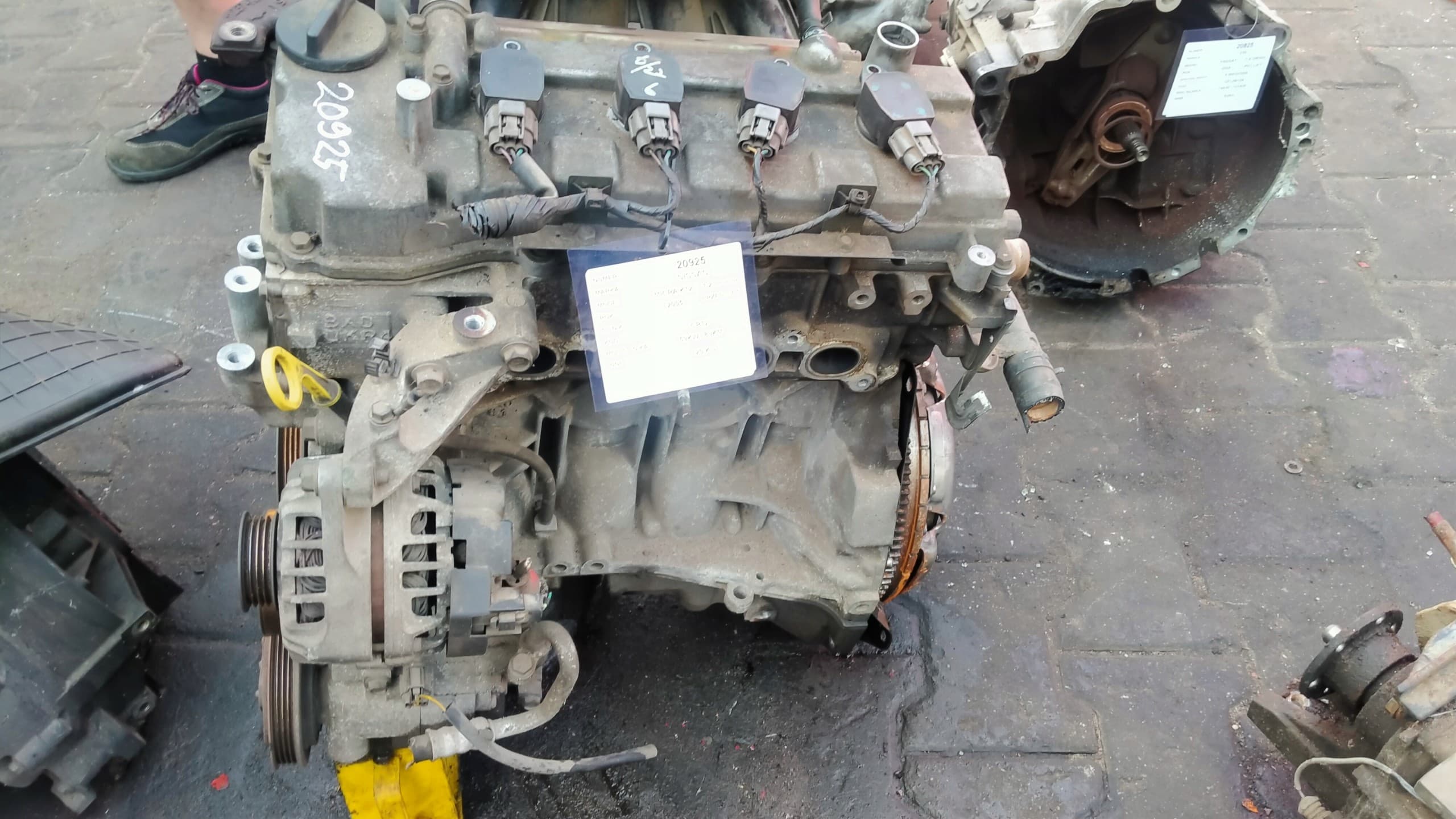 Motor completo Nissan Micra K12 1.2B 59KW 80HP CR12 usado 2