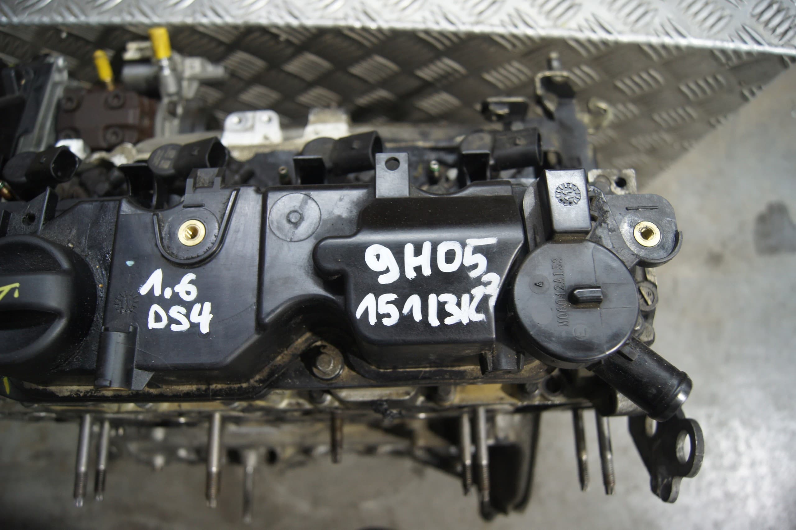 Motor Citroën DS4 9H05 1.6 HDI Bomba de Inyección usado 3