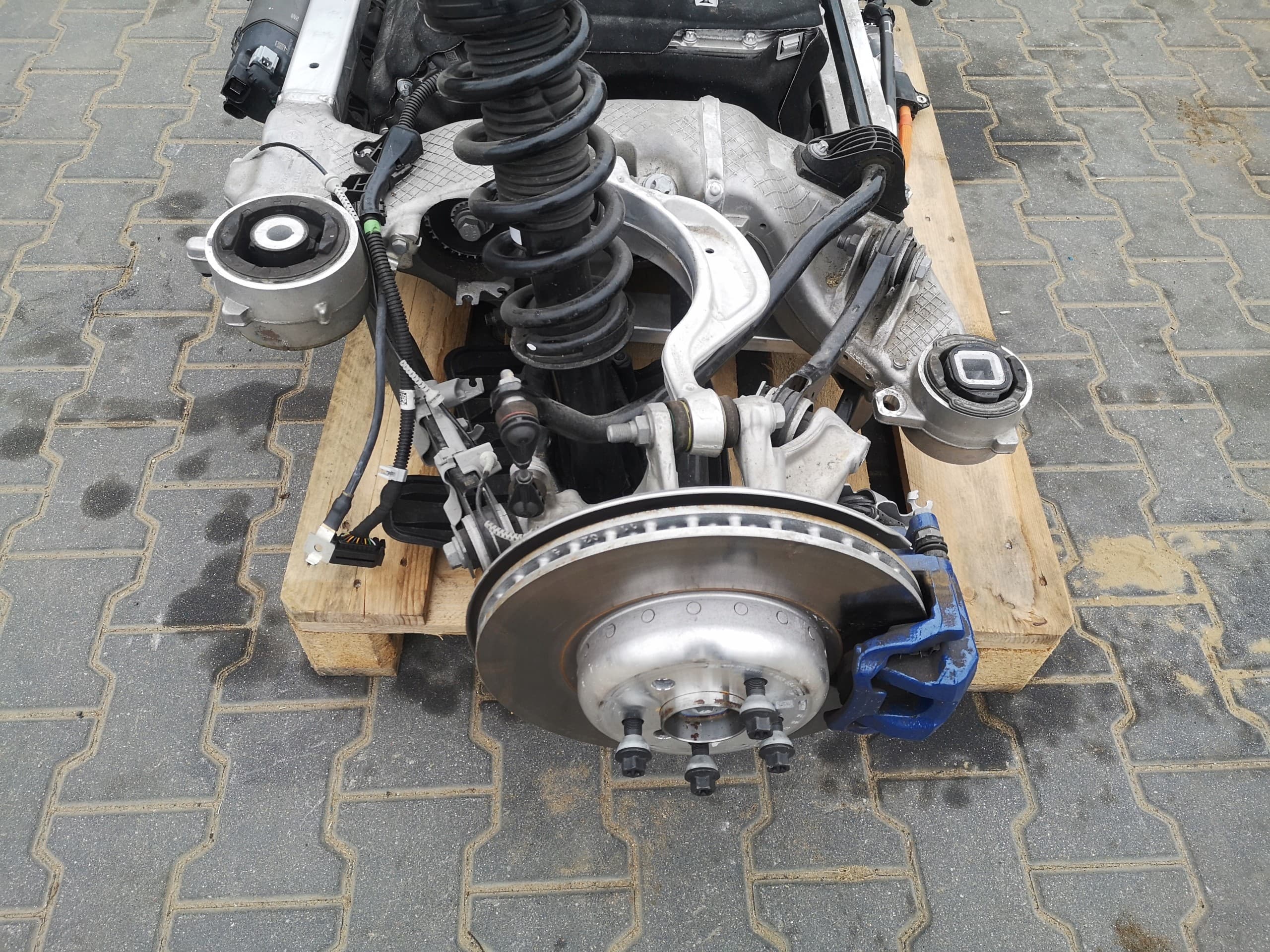 Motor Eléctrico BMW IX I20 HA0001N1 2025R Lift 2,000 km usado 2