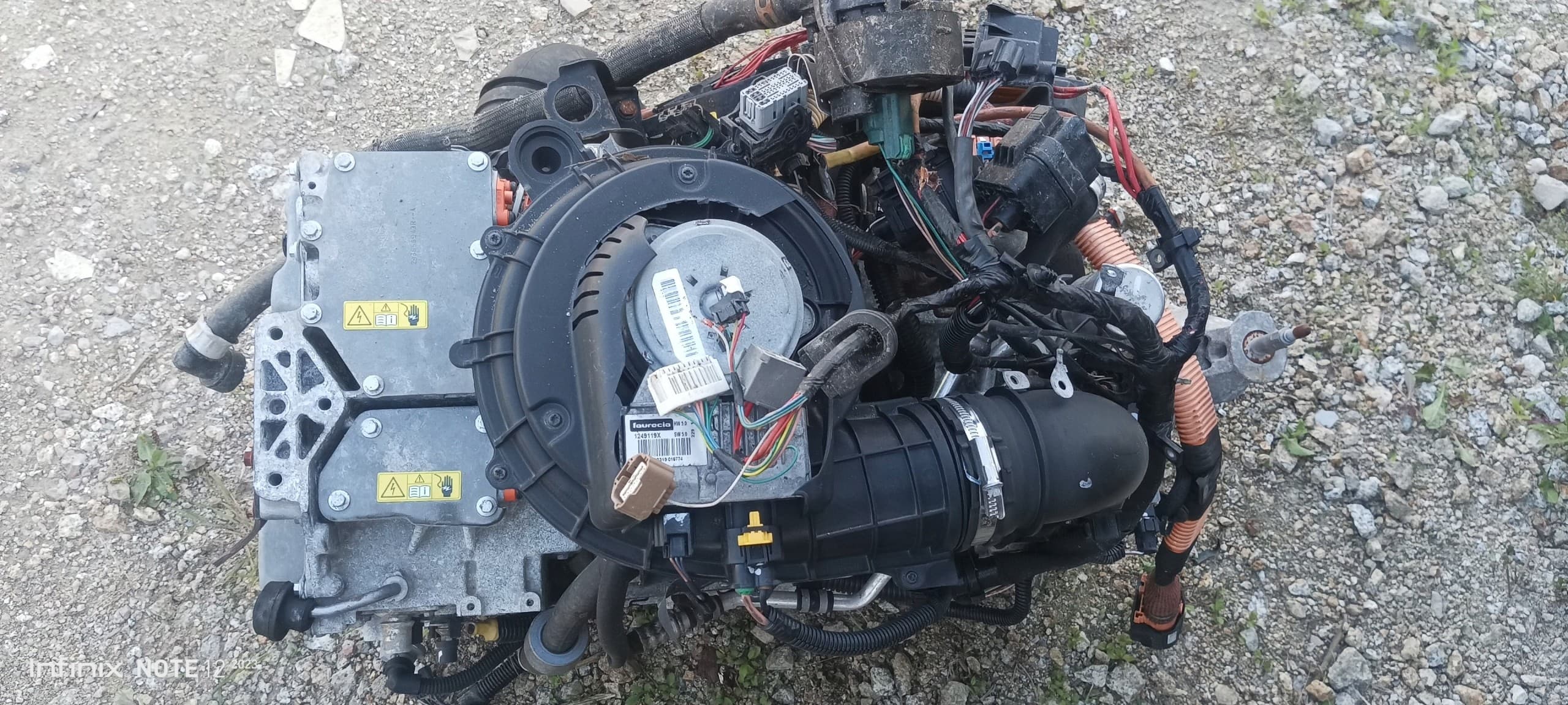 Motor eléctrico trasero Renault Zoe Kangoo sin accesorios usado