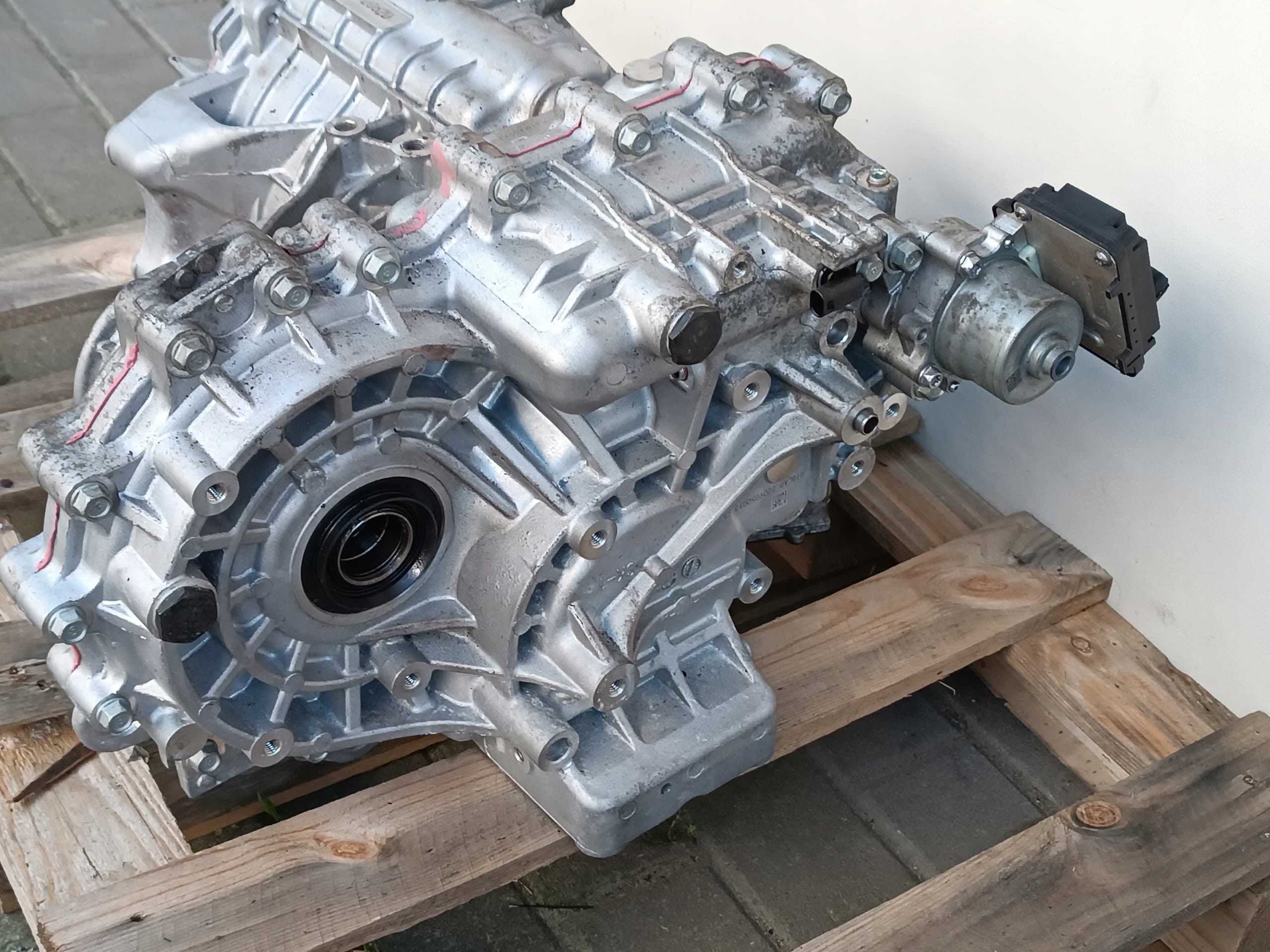 Motor Eléctrico Hyundai Kona SX2 Kia Niro II EV 2022-2025 usado 9