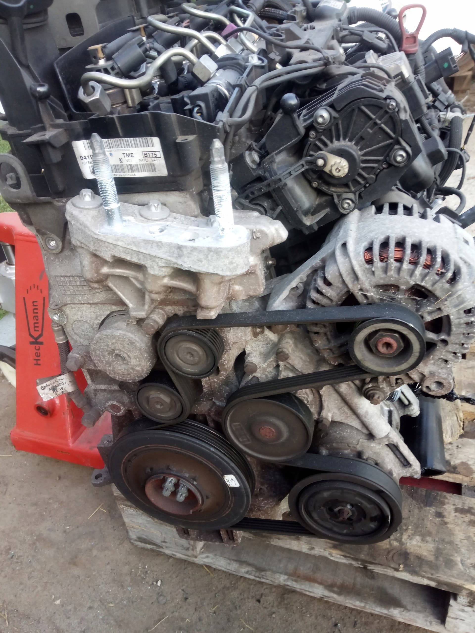Motor Toyota Auris II 1.6 D-4D 112HP 2015-2018 usado 3