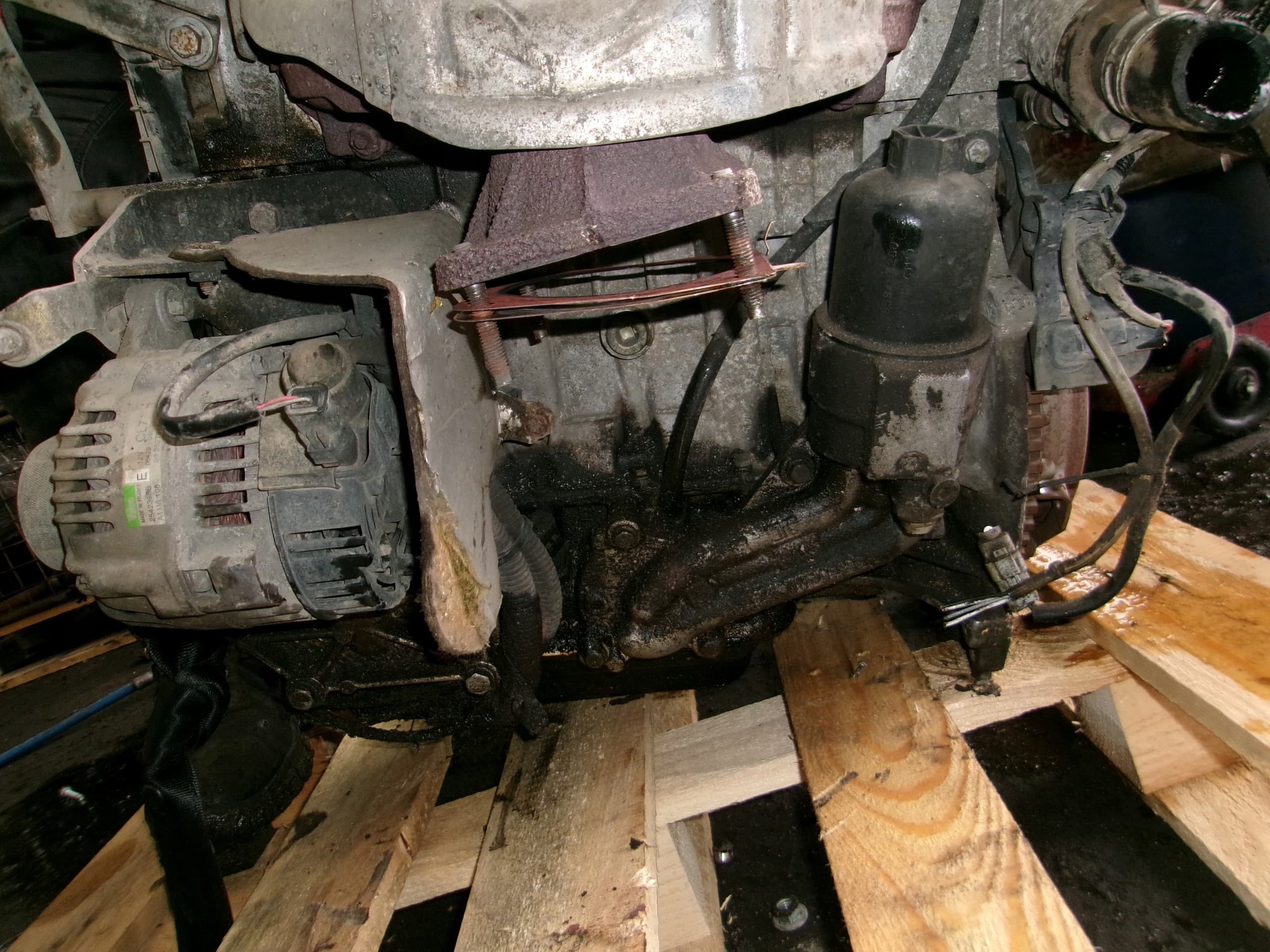 Motor Completo con Accesorios Peugeot 206 1.1B usado 8