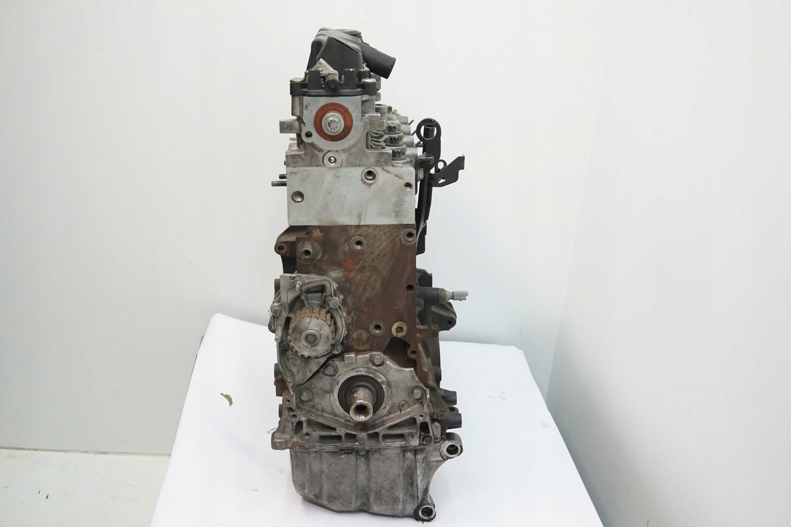 Motor Diésel 2.0 HDI 8V 90 CV Rhy 0135FG Citroën Peugeot usado 6