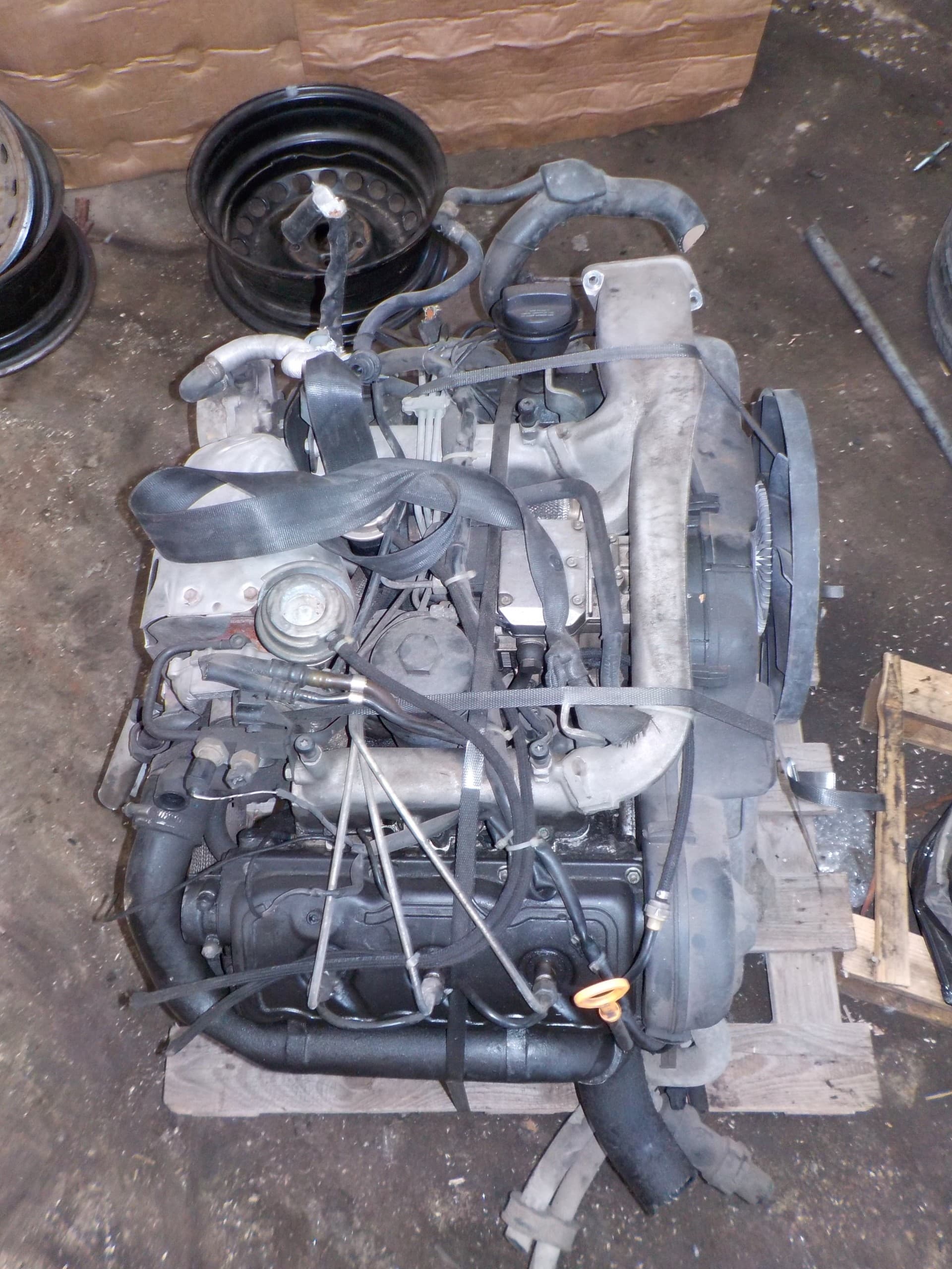 Motor Audi A6 C5 2.5 TDI usado 6
