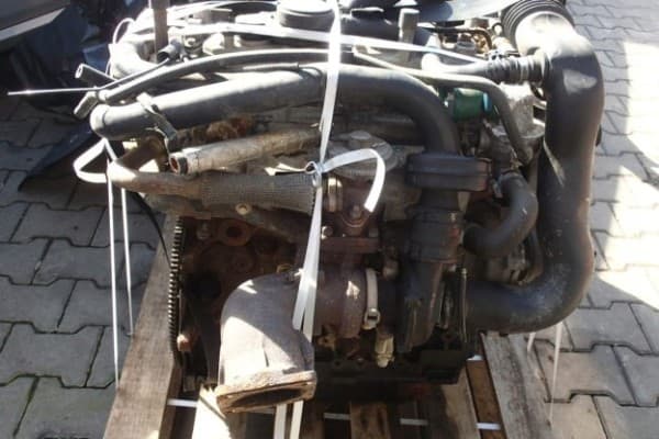Motor Chrysler Voyager IV 2.8 Crd VM28C usado 3