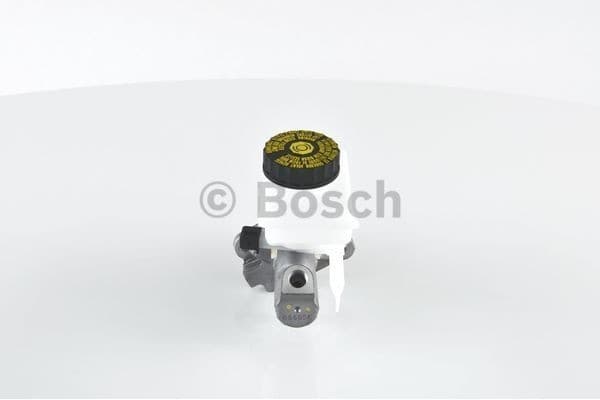 Bomba de freno Bosch 0 204 123 705 para Toyota usado 4