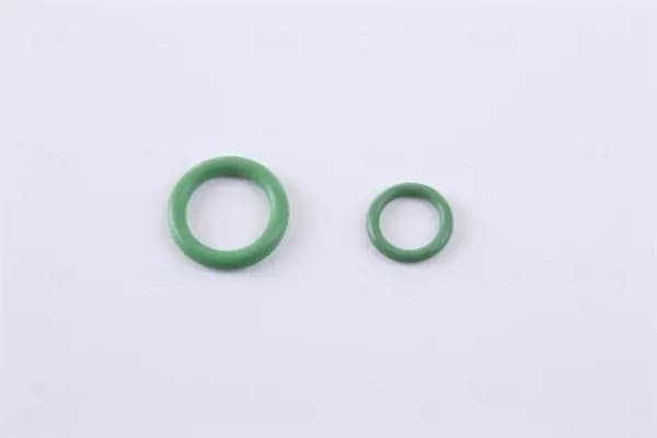 Condensador de aire acondicionado Nissens 940062 usado 6